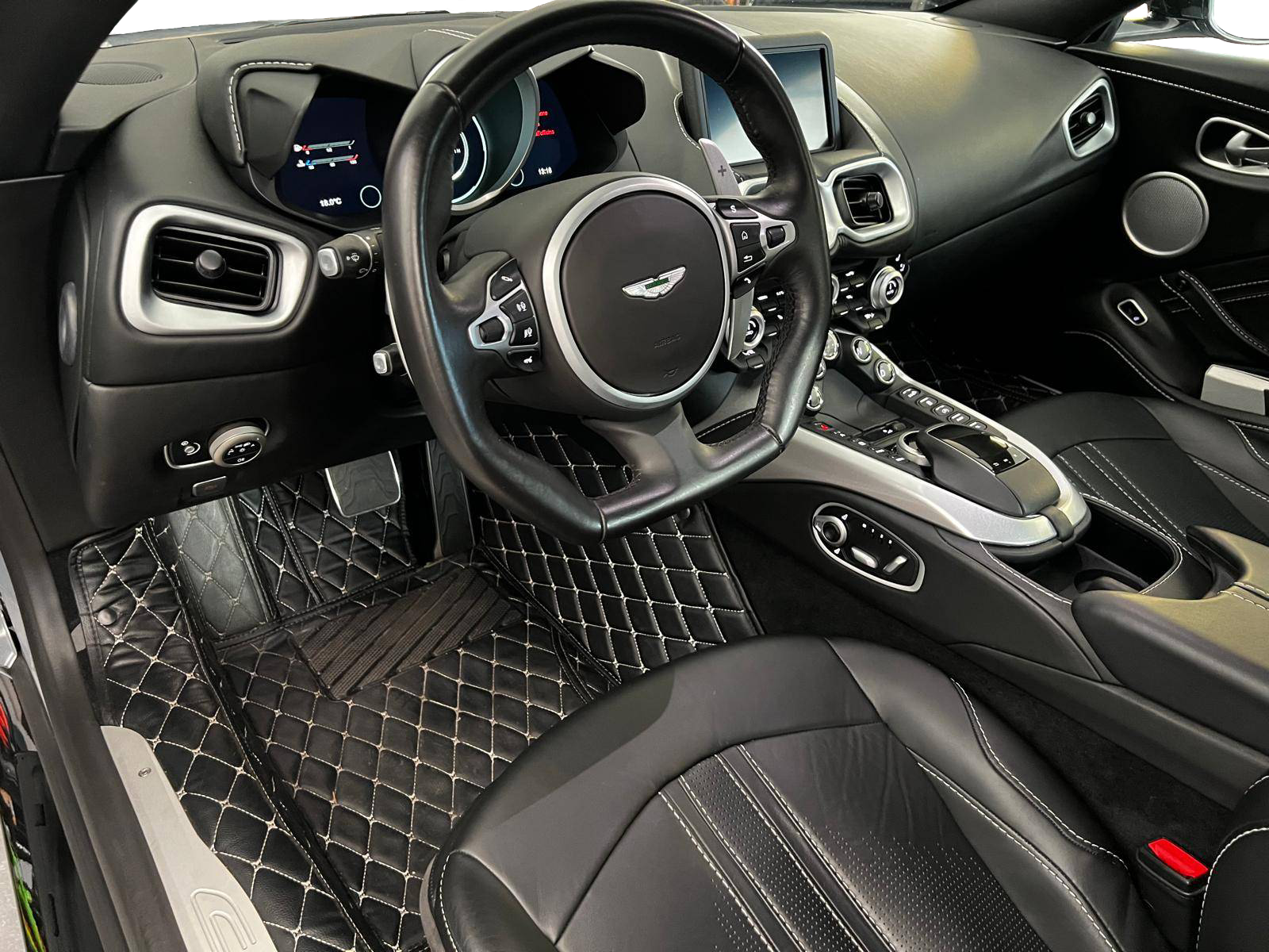 Aston Martin V8 Vantage S Coupé Sportshift Perfetta 510 CV