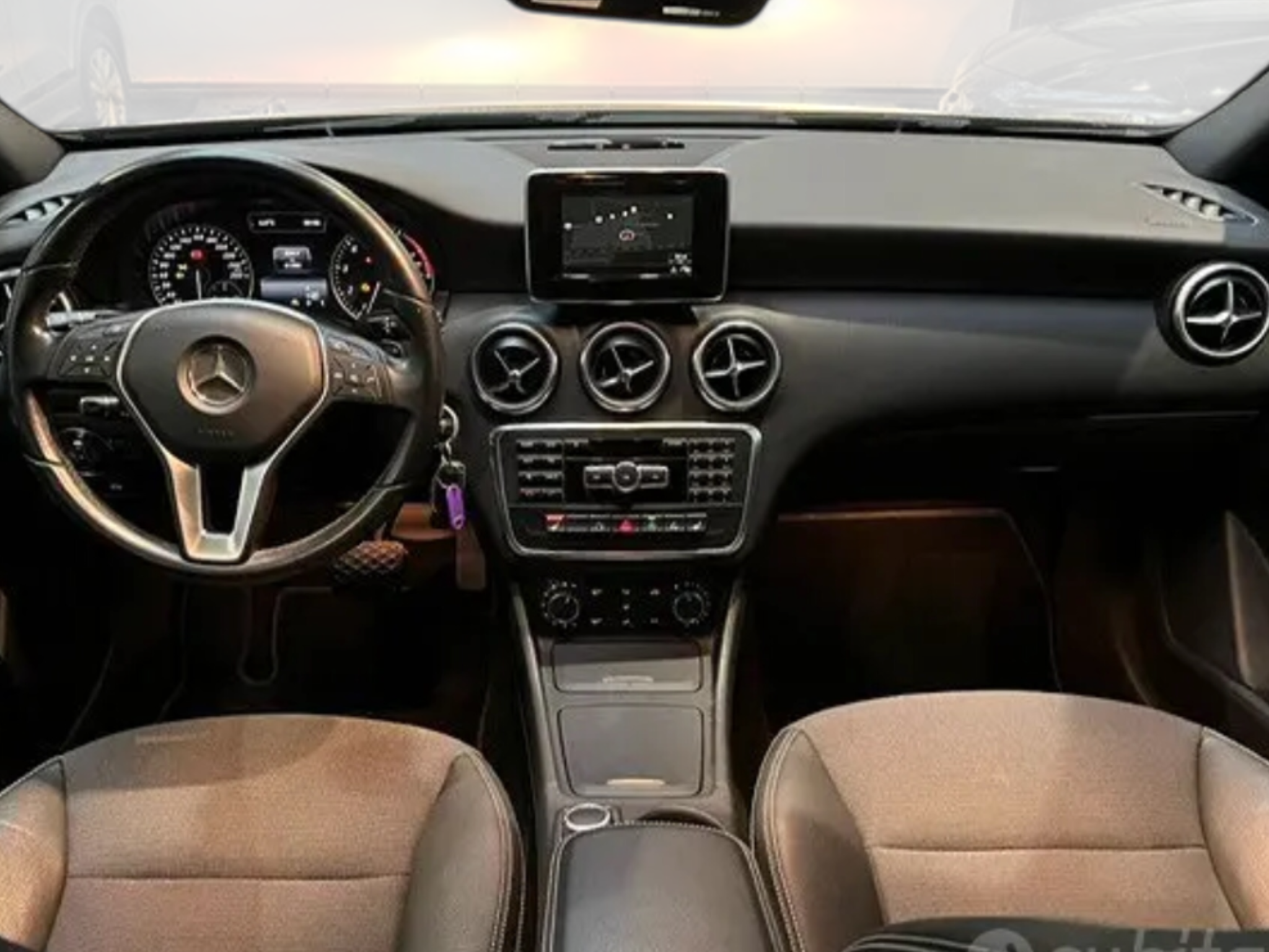 MERCEDES BENZ A 180 SPORT  PERFETTA