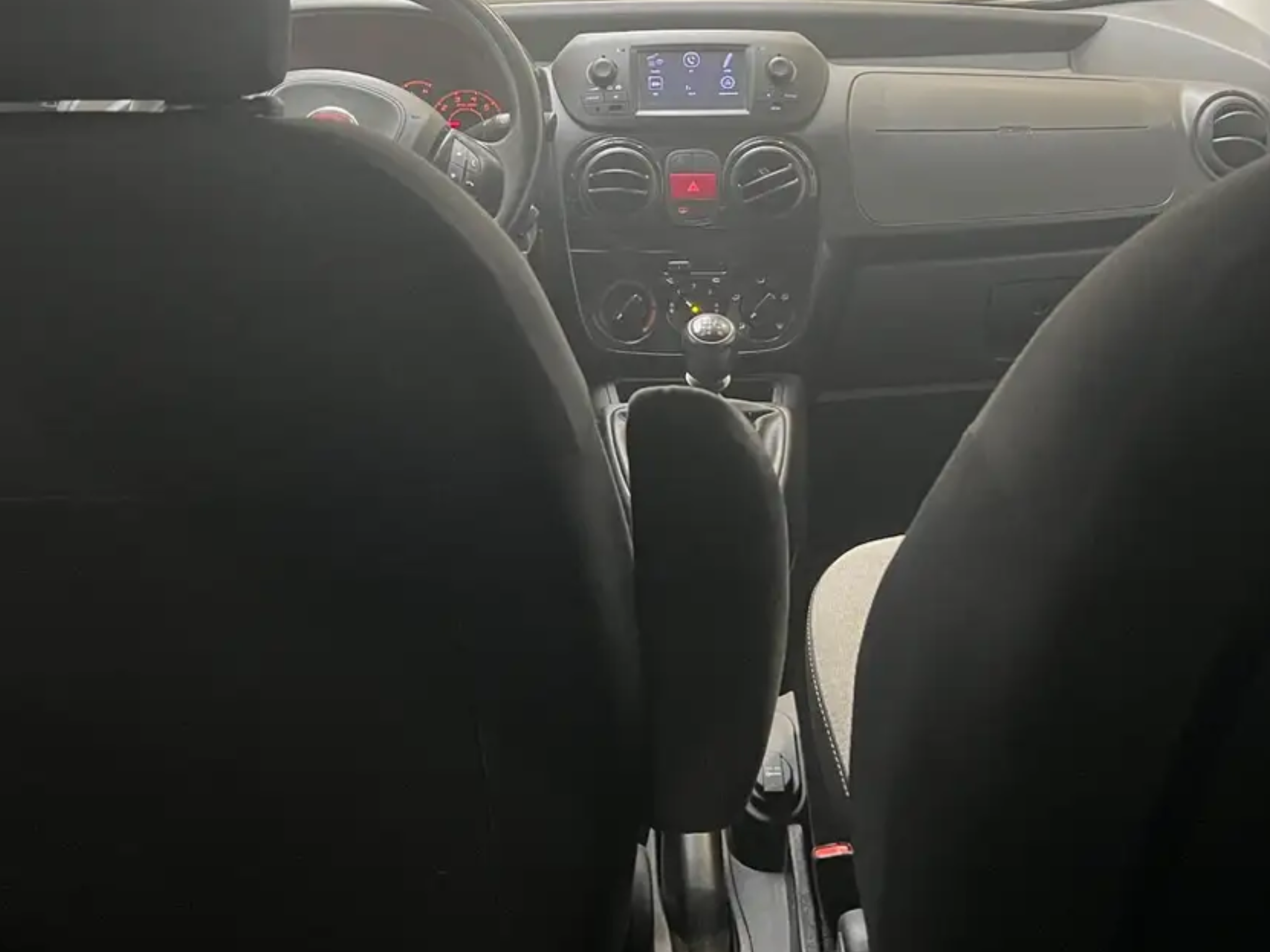 FIAT QUBO 1.4 8 V  LOUNGE SI NEOPATENTATI