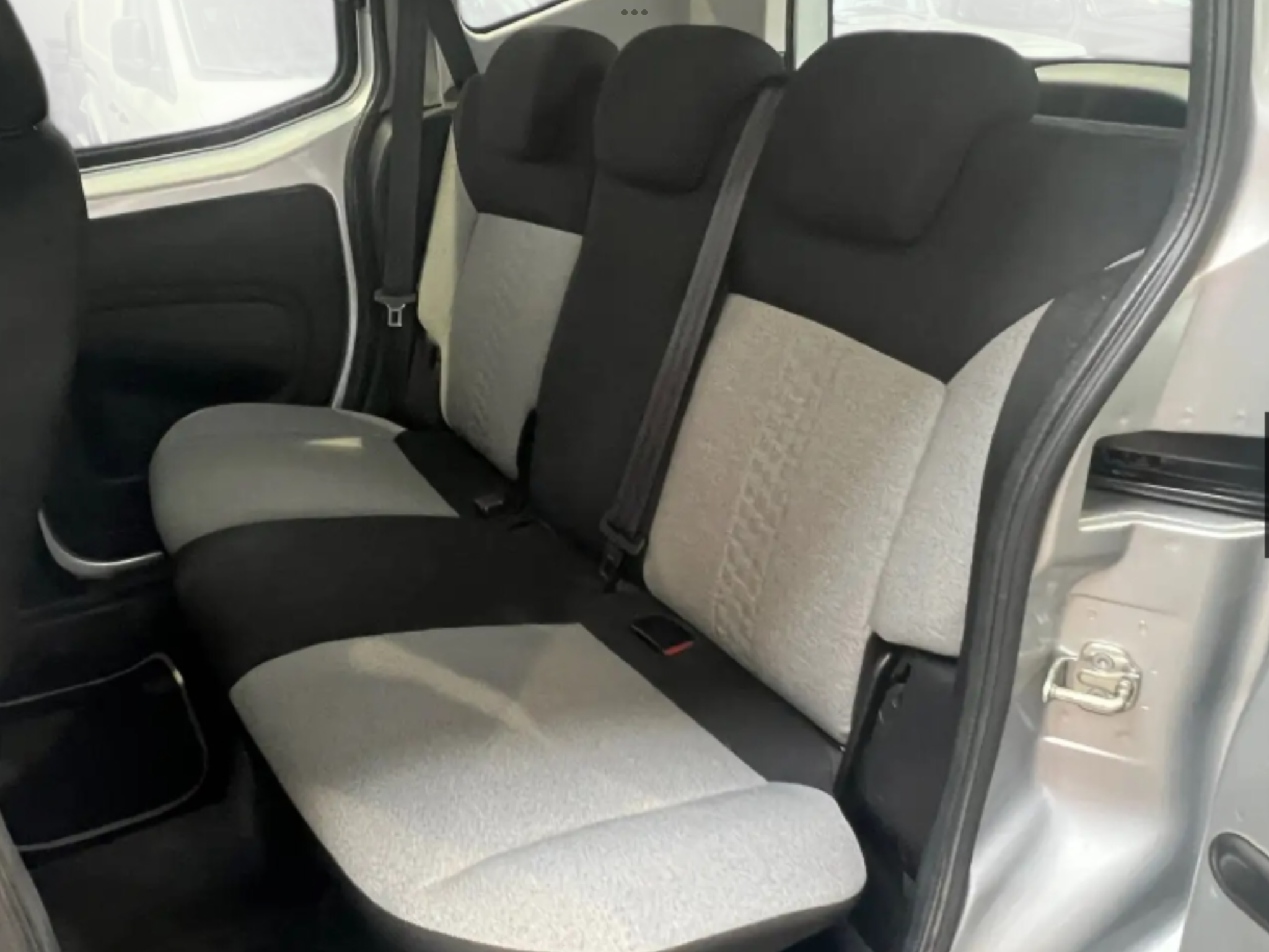 FIAT QUBO 1.4 8 V  LOUNGE SI NEOPATENTATI