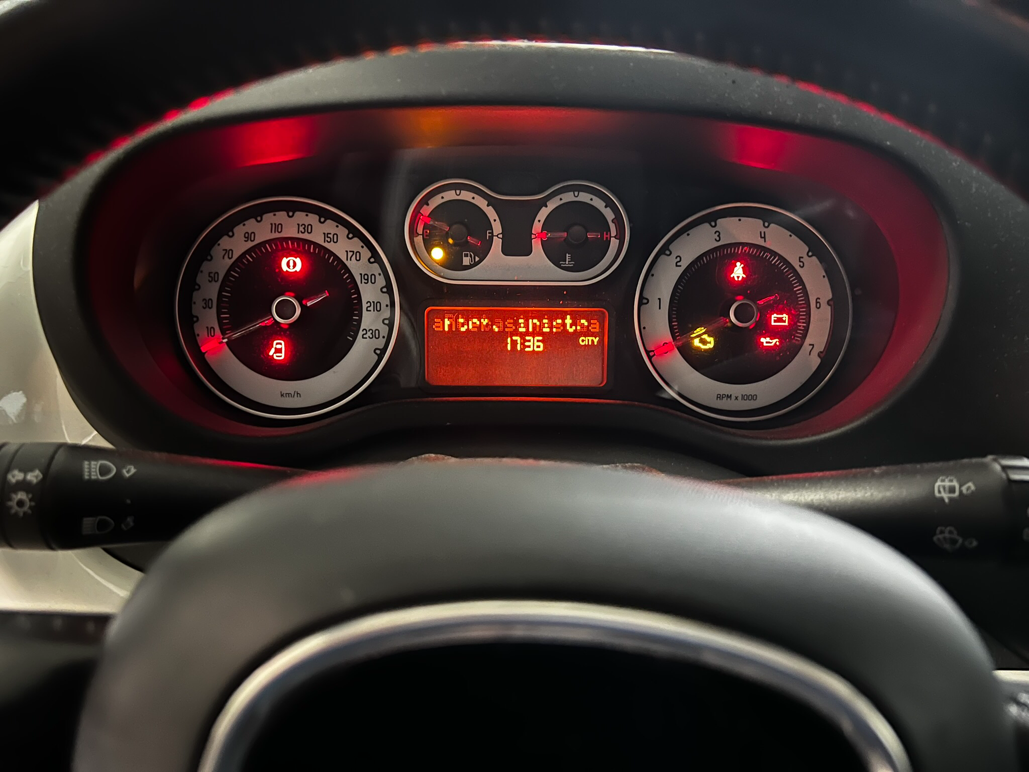 FIAT 500 L  1.4 PERFETTA SI NEOPATENTATI