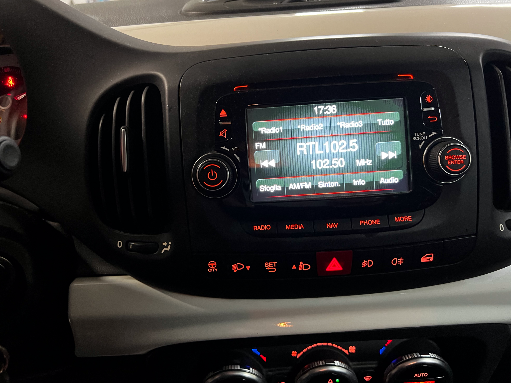 FIAT 500 L  1.4 PERFETTA SI NEOPATENTATI