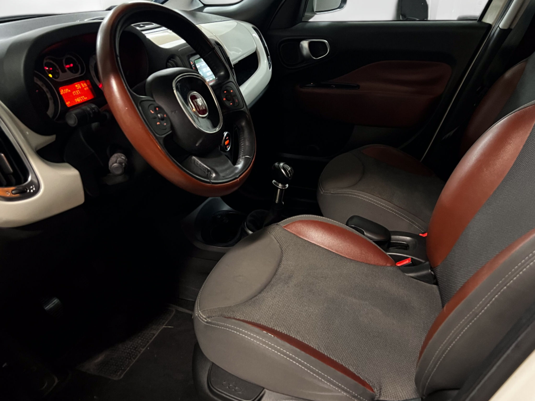 FIAT 500 L  1.4 PERFETTA SI NEOPATENTATI