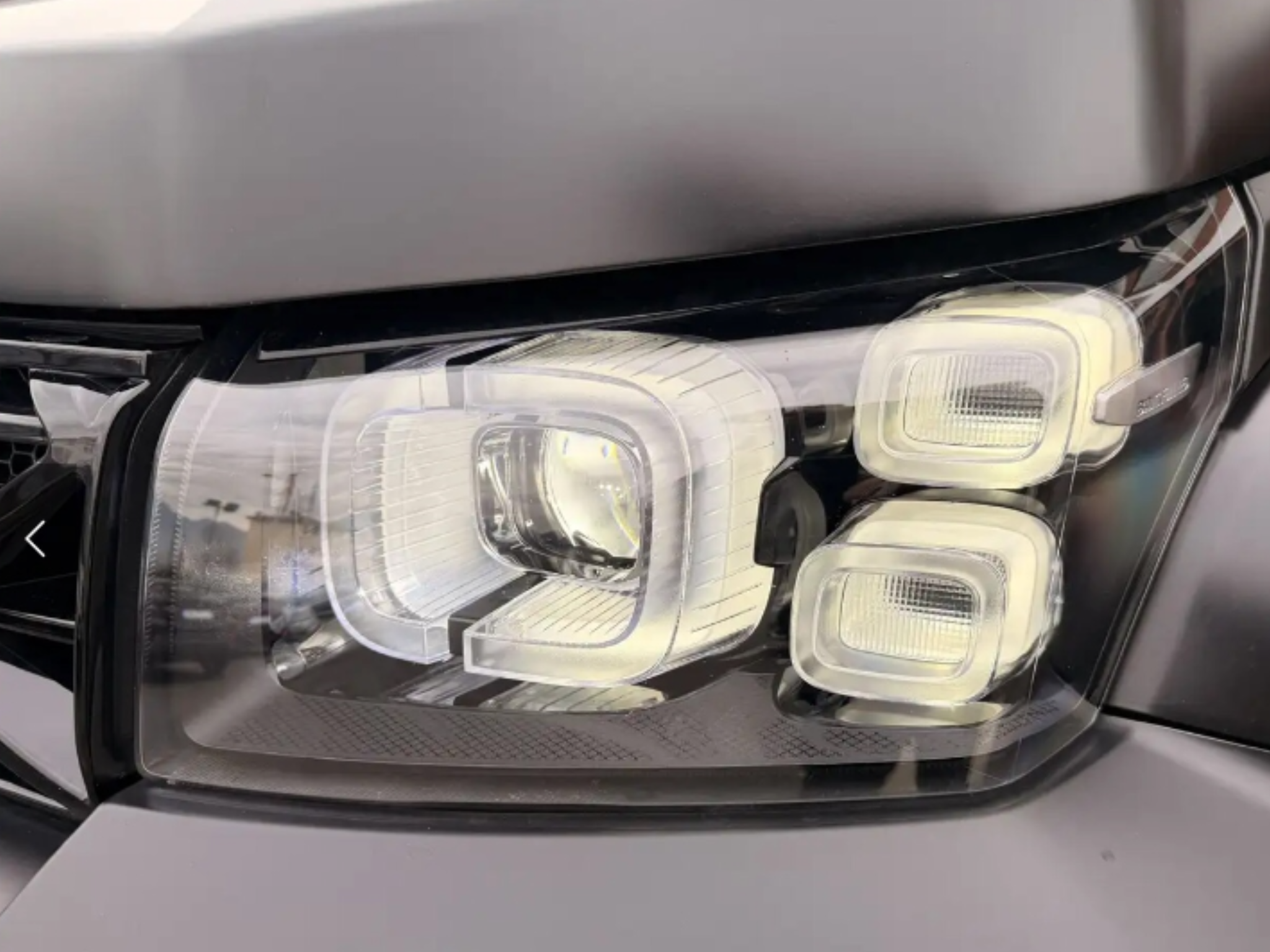 ICH-X K2  TURBO DIESEL 2.0 4X4  GANCIO TRAINO