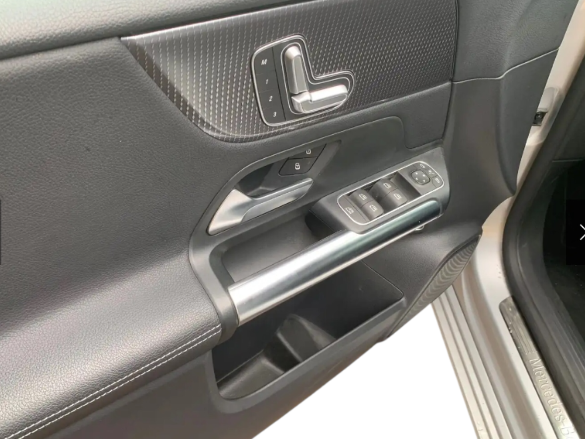 MERCEDES-BENZ B 220 4MATIC PREMIUM