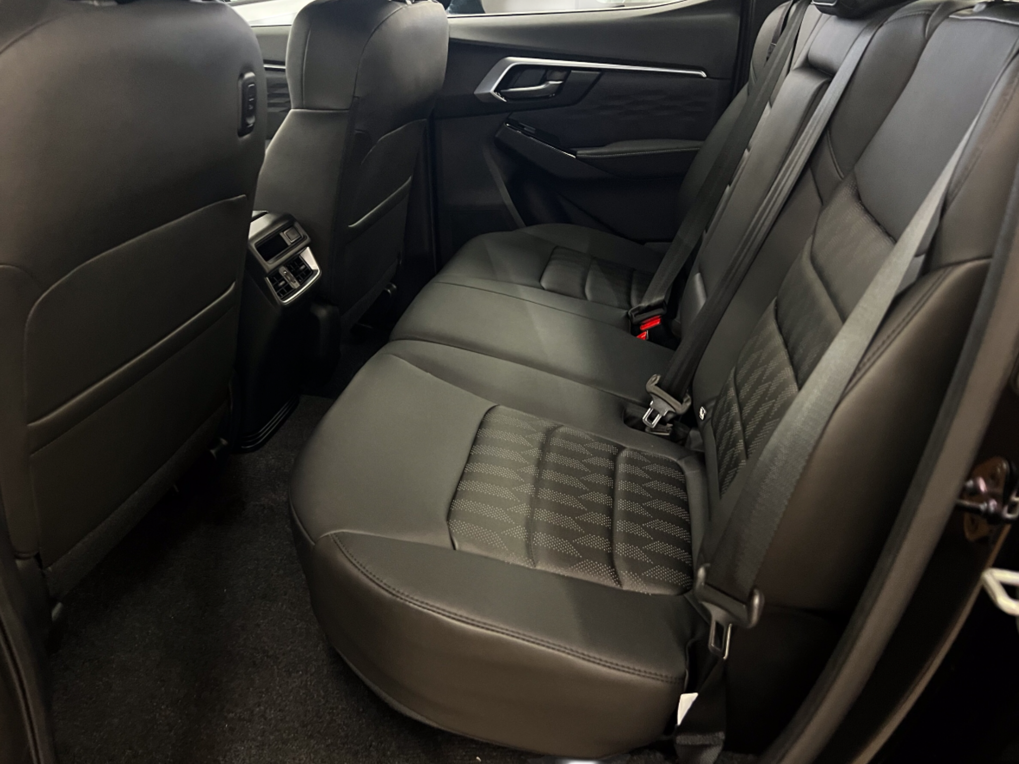 ISUZU D-MAX N60 F +CREW CAB  NUOVO .