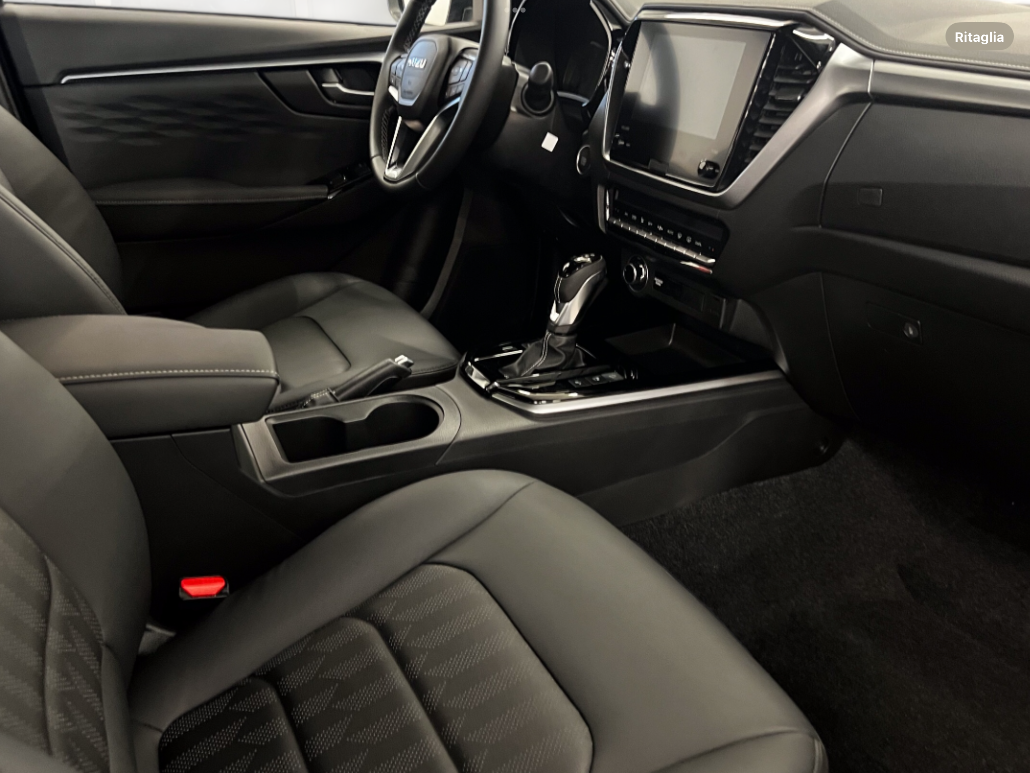 ISUZU D-MAX N60 F +CREW CAB  NUOVO .