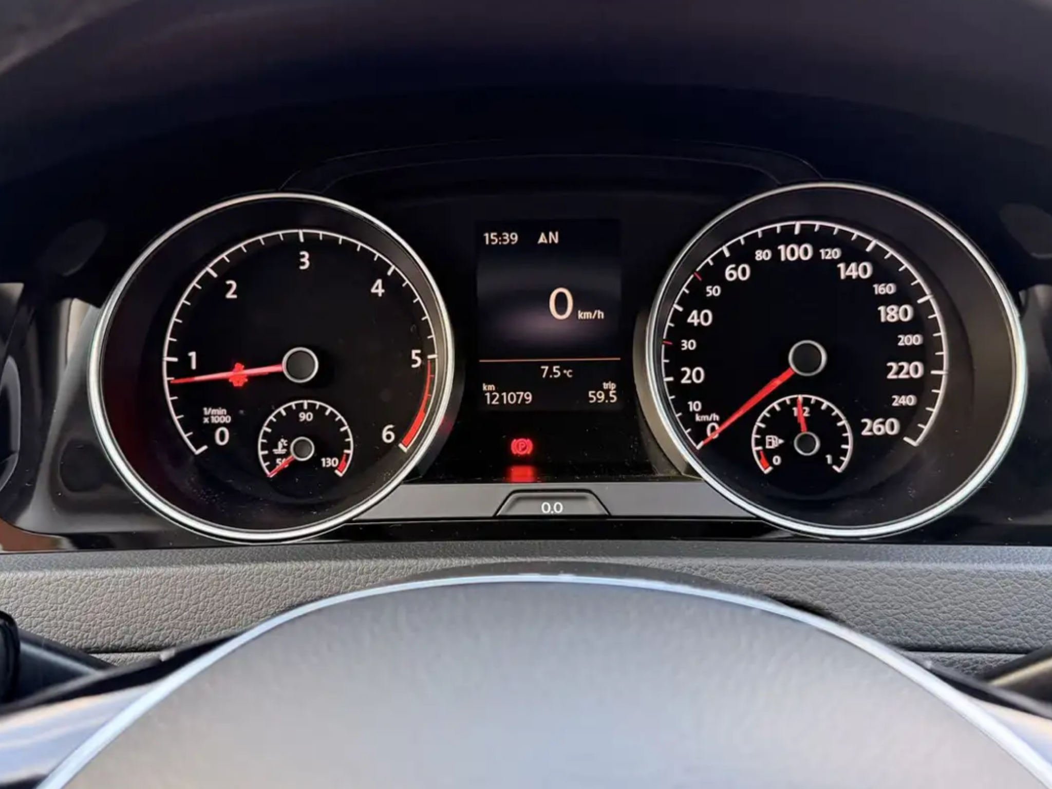 VOLKSWAGEN GOLF BUSINESS 1.6 BLUE TDI