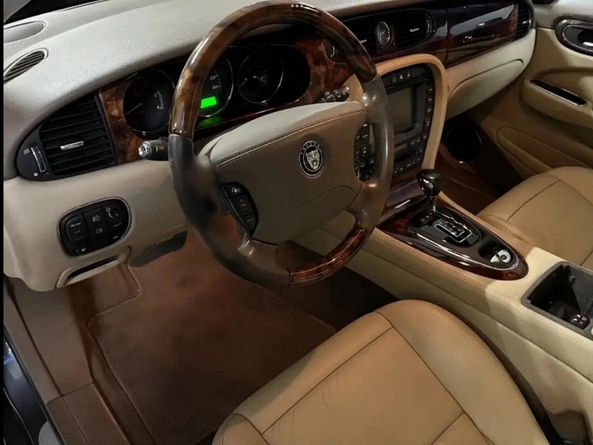 JAGUAR XJ 2.7 D V6 CAT LWB SOVEREIGN