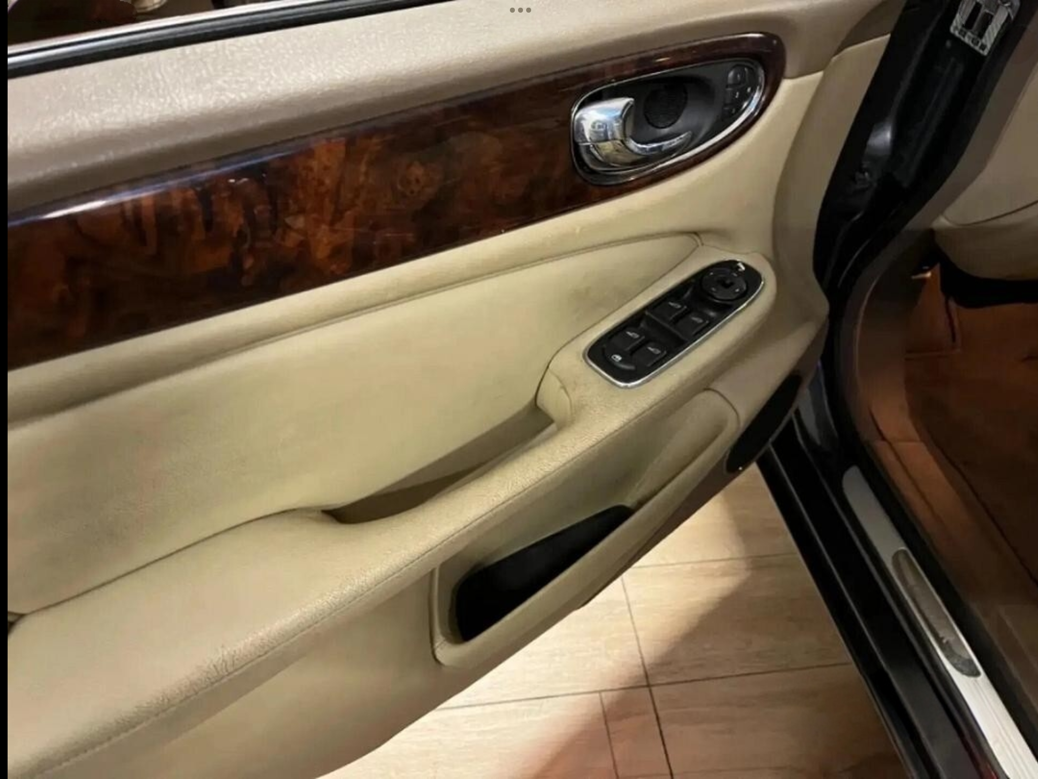 JAGUAR XJ 2.7 D V6 CAT LWB SOVEREIGN