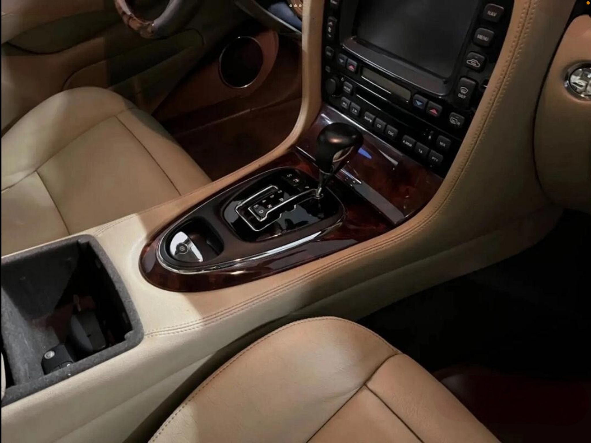 JAGUAR XJ 2.7 D V6 CAT LWB SOVEREIGN