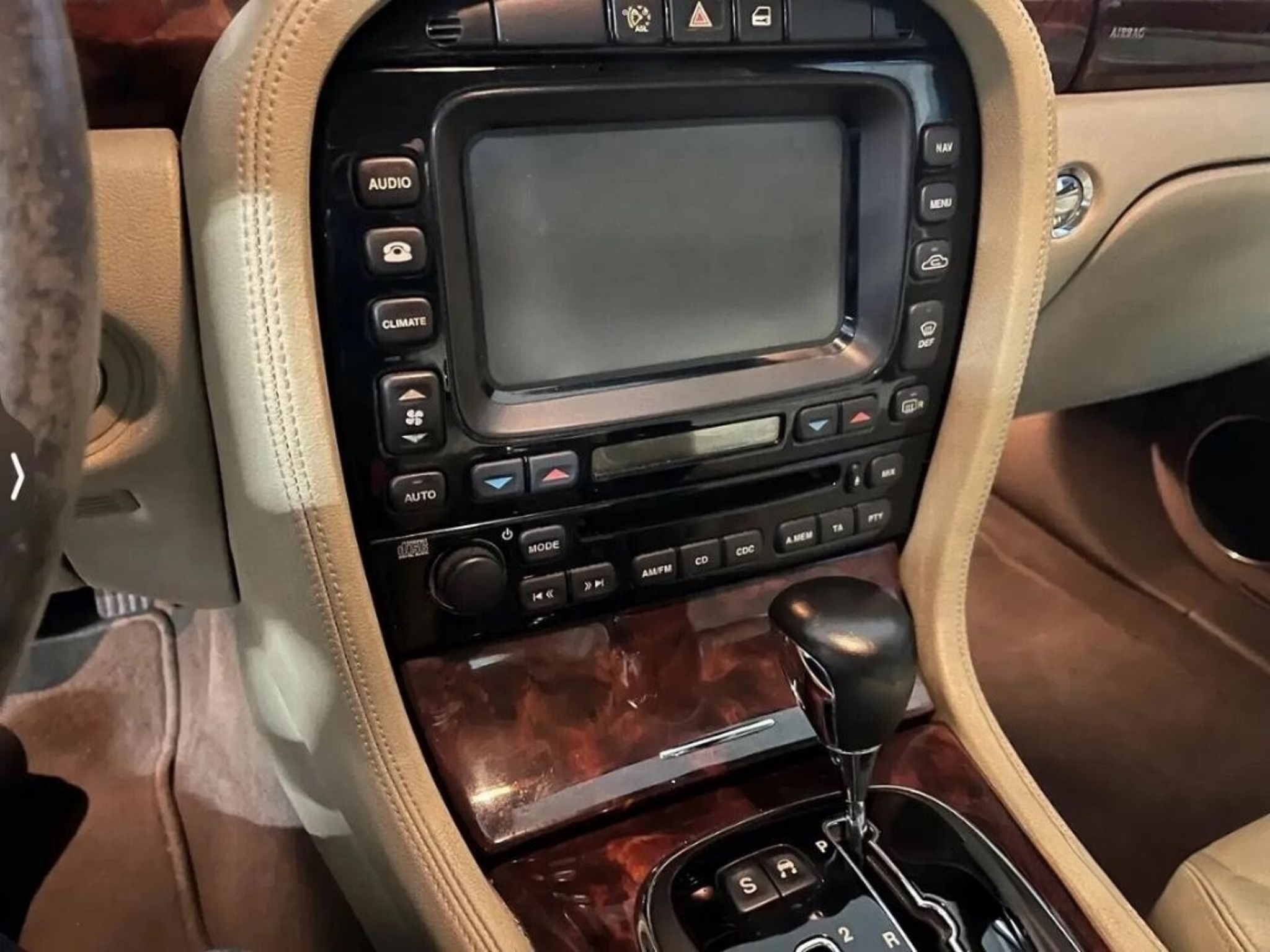 JAGUAR XJ 2.7 D V6 CAT LWB SOVEREIGN