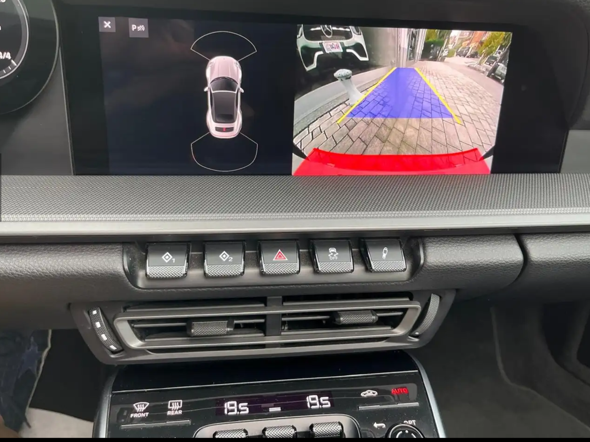 PORSCHE 911 992 CABRIO 3.0 CARRERA 4 S