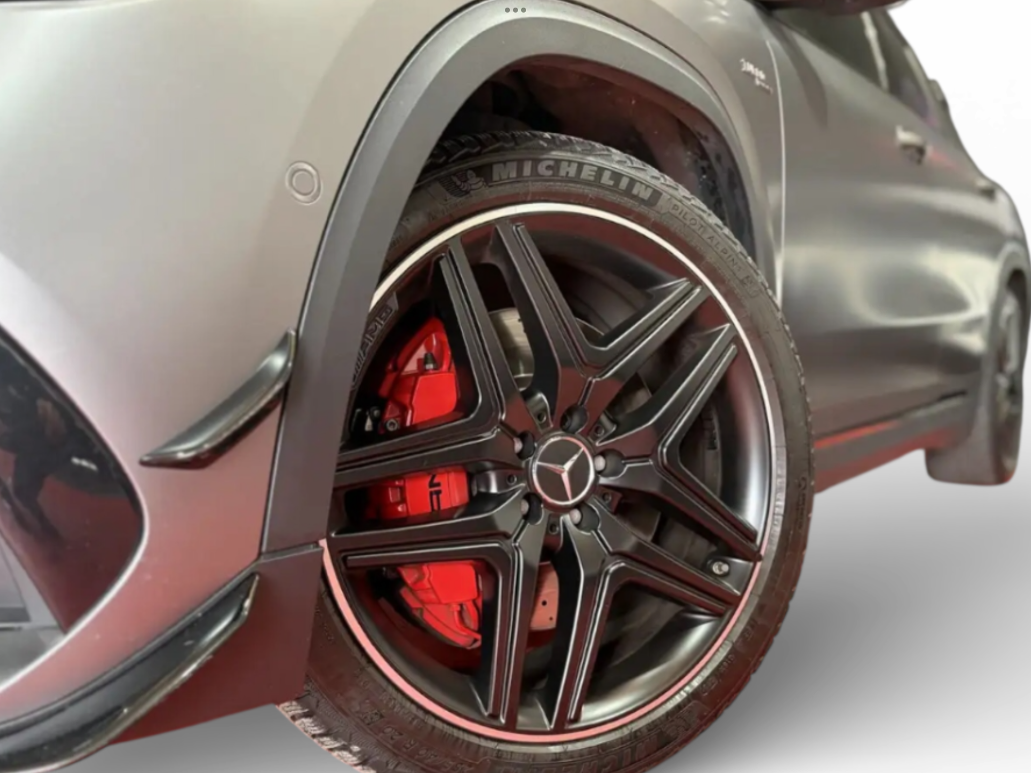 MERCEDES-BENZ GLA 45 S AMG 4 MATIC P