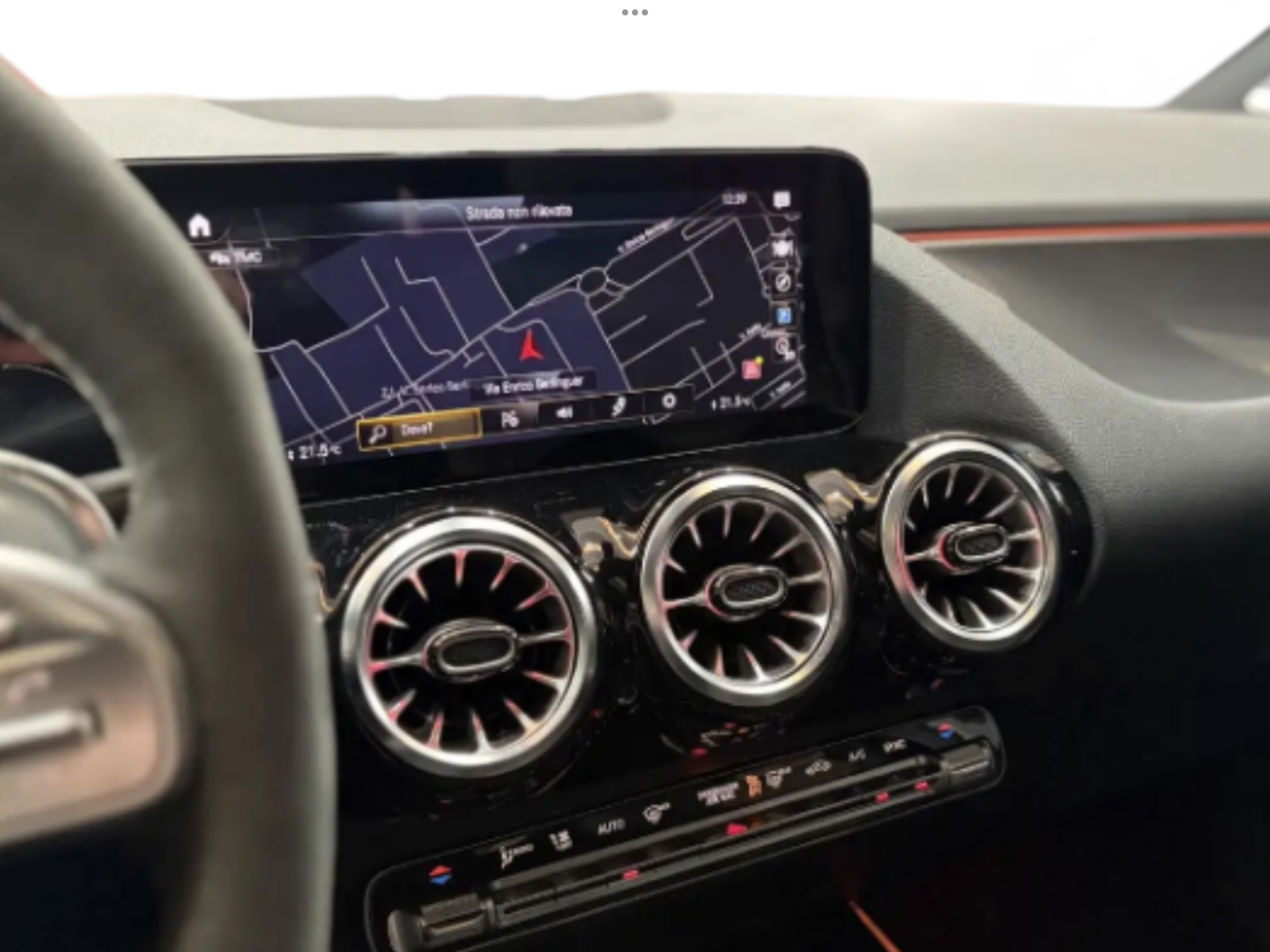 MERCEDES-BENZ GLA 45 S AMG 4 MATIC P