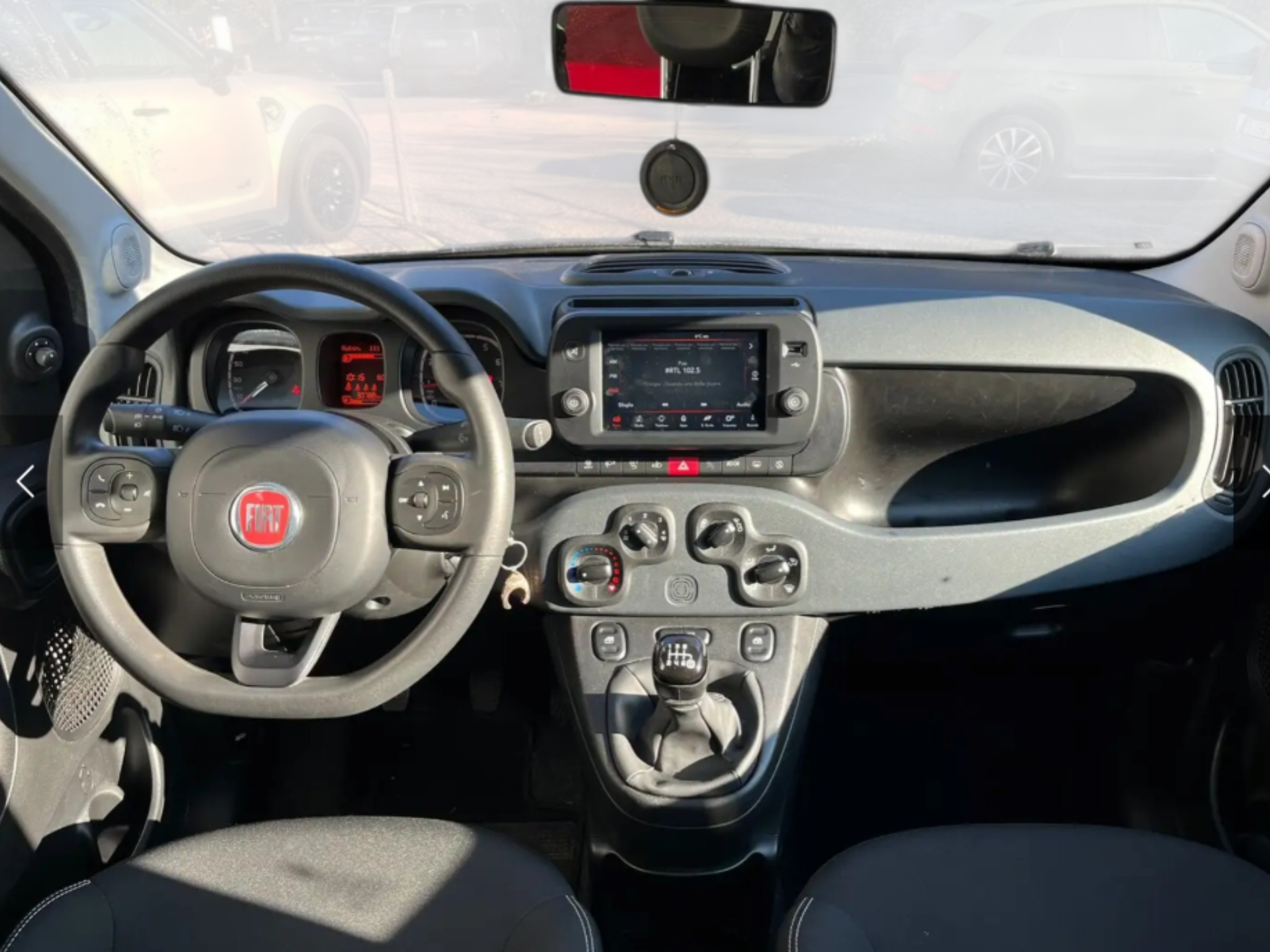 FIAT PANDA CROSS 1.0 FIREFLY HYBRID s&S 4×4