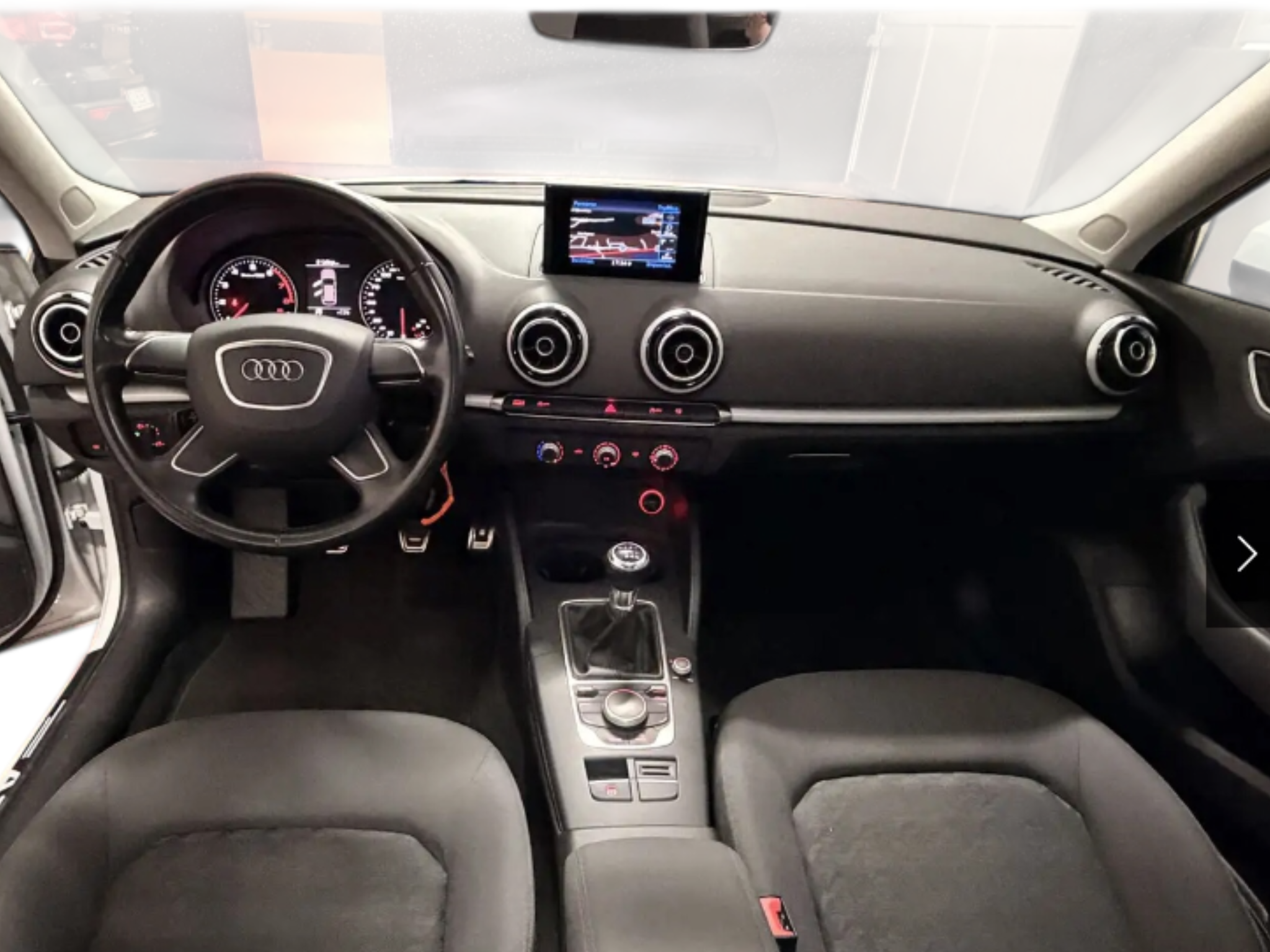 AUDI A3 SPB 1.4 TFSI  COD ULTRA ATTRACTION