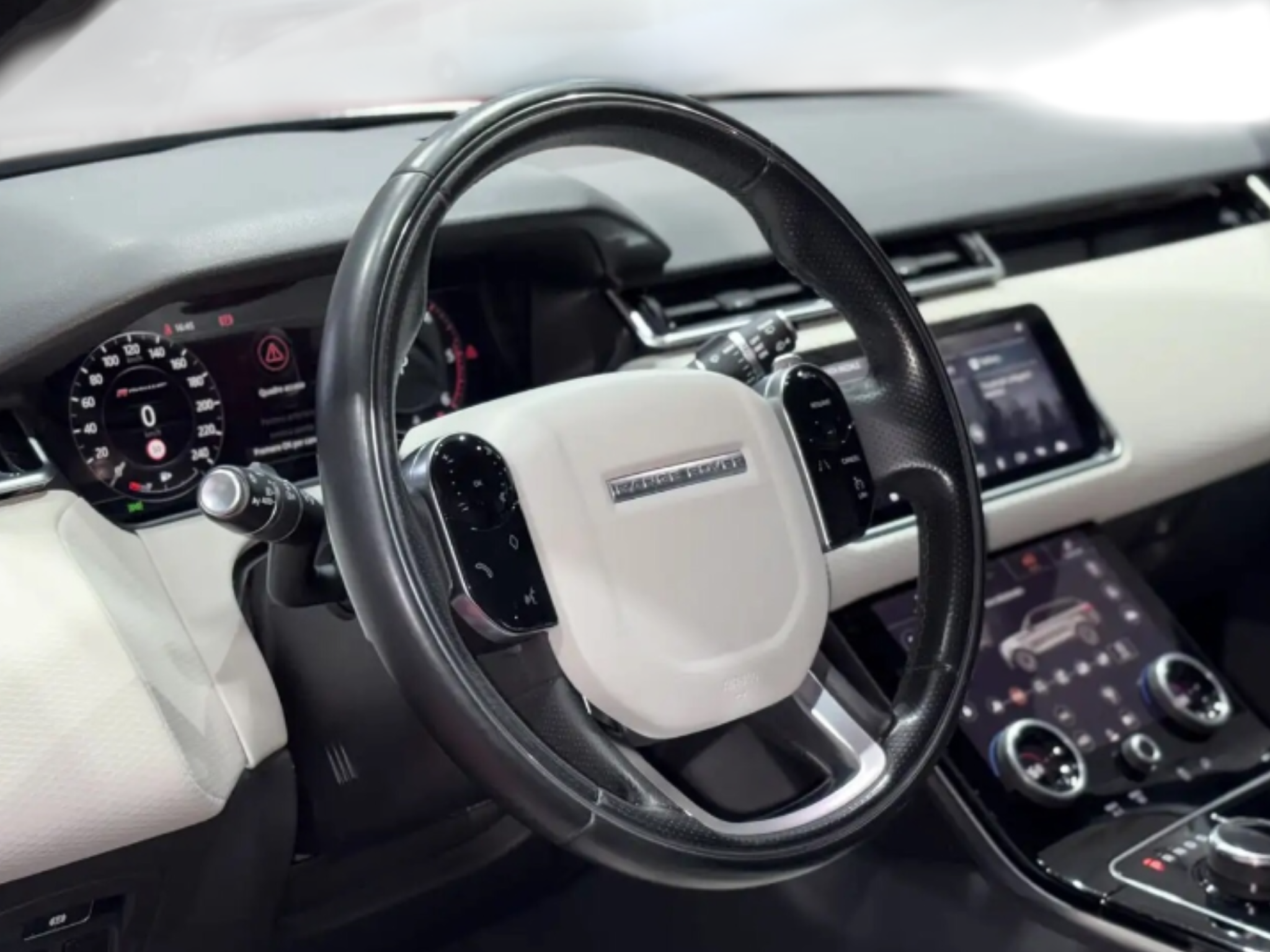 LAND ROVER RANGE  VELAR  240 CV PERFETTA