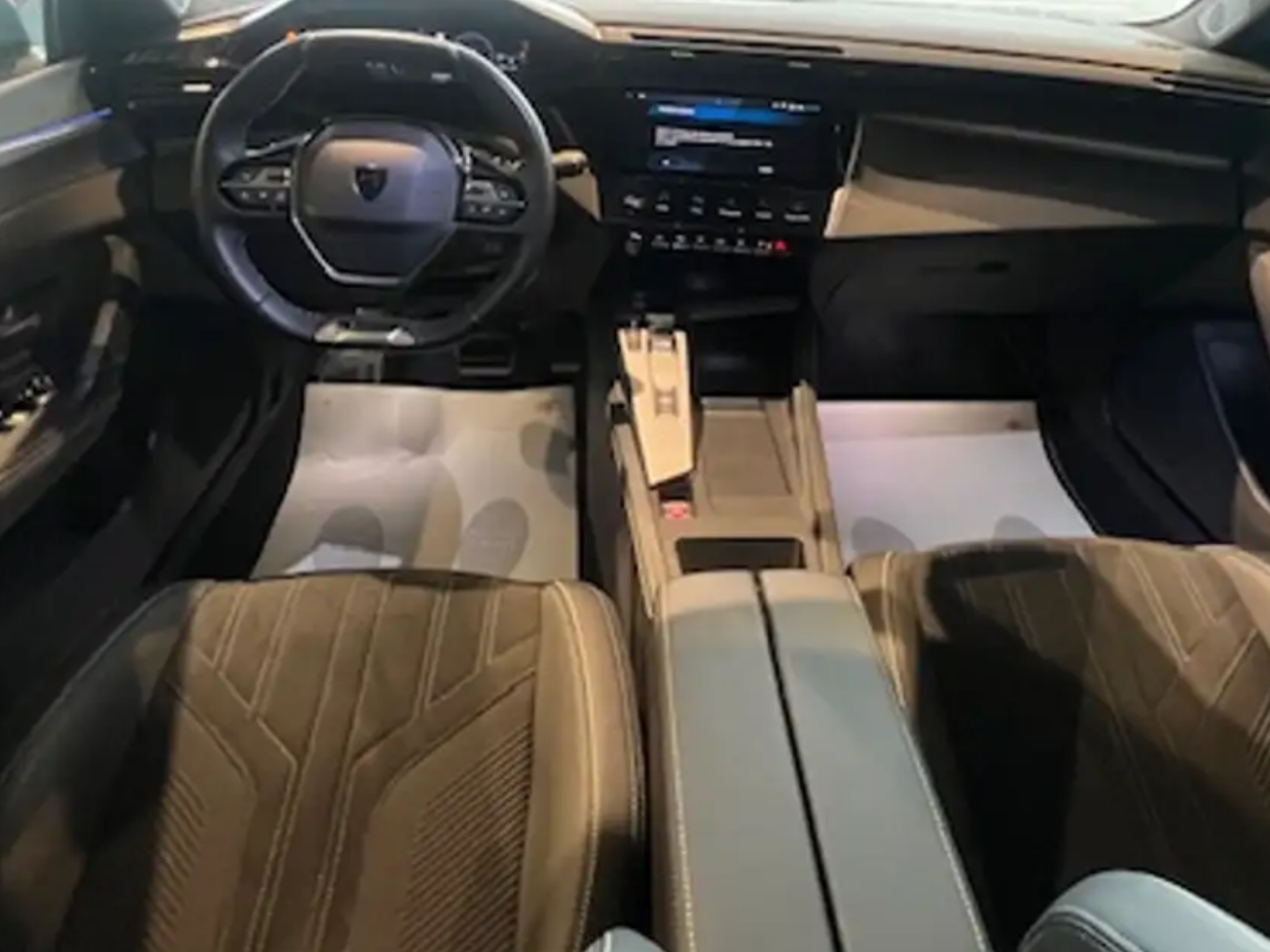 PEUGEOT 408  1.6 HYBRID PHEV GT  225 CV E -EA