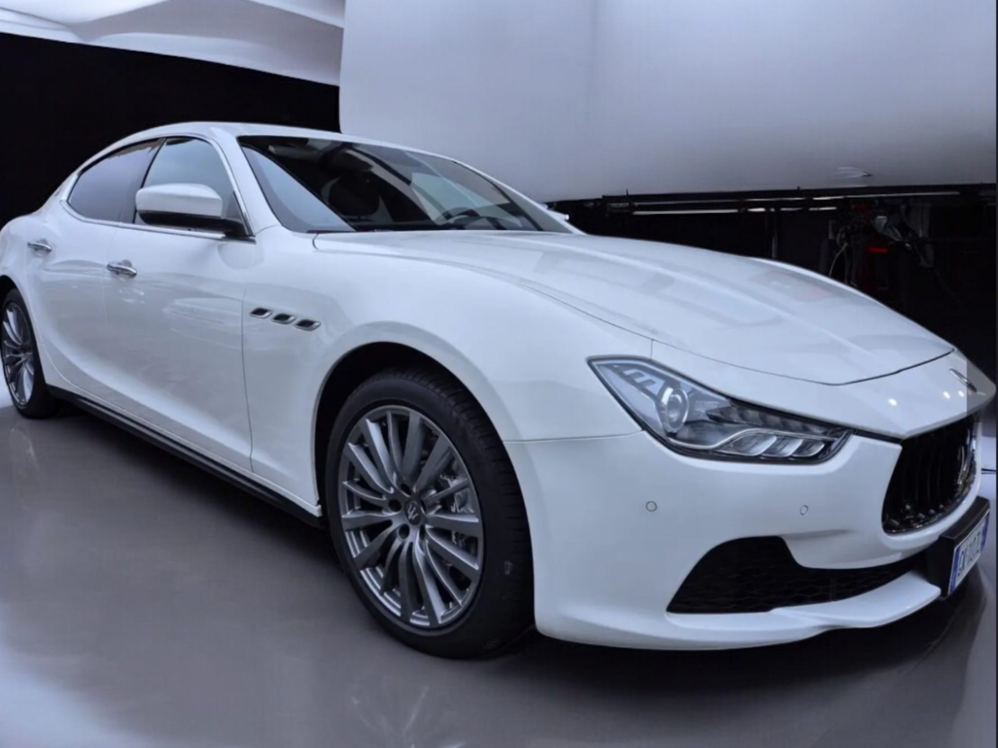 MASERATI GHIBLI 3.0 V6 DS 275 CV PERFETTA