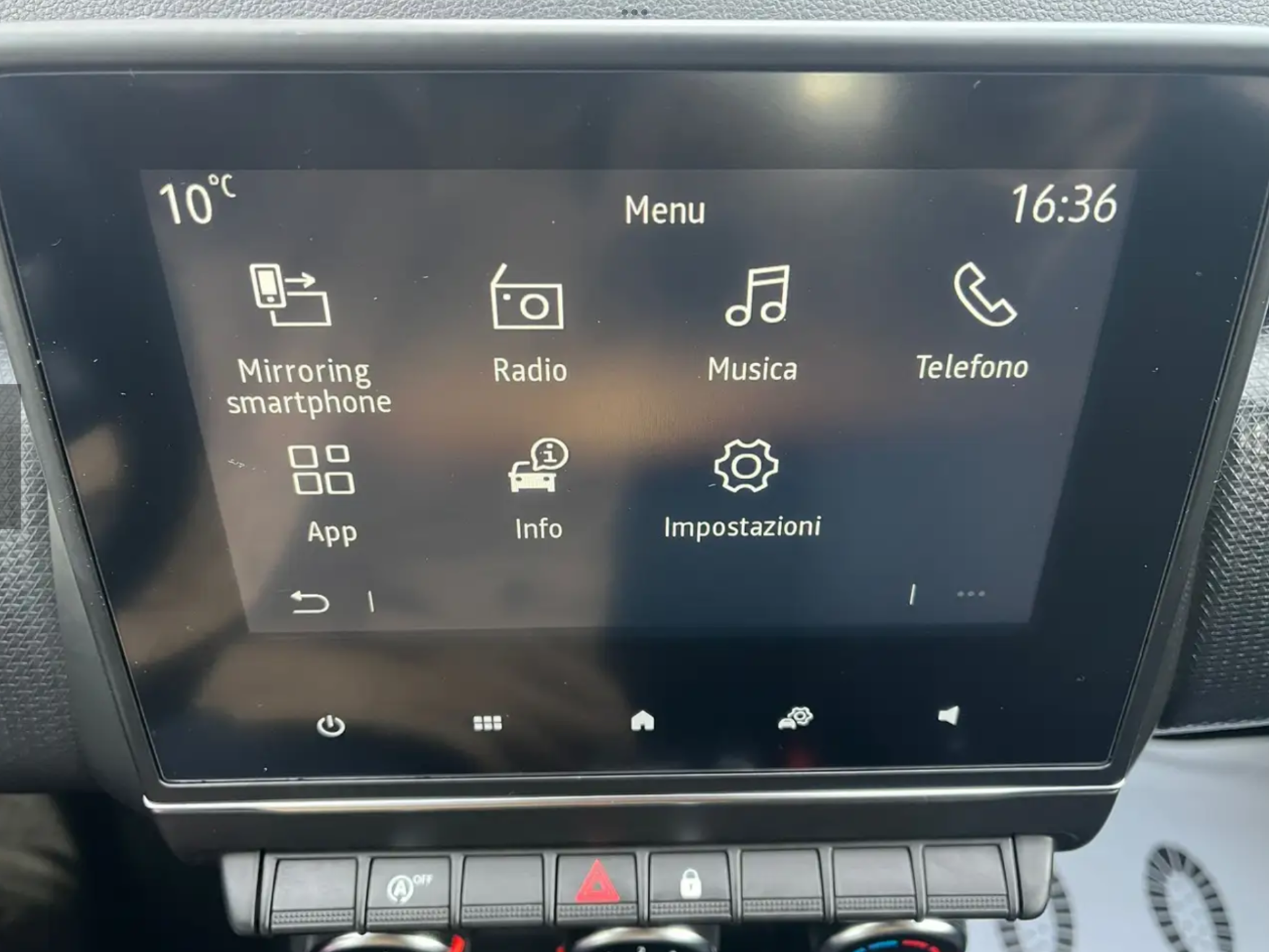 RENAULT CLIO  1.0 SCE ZEN SI NEOPATENTATI