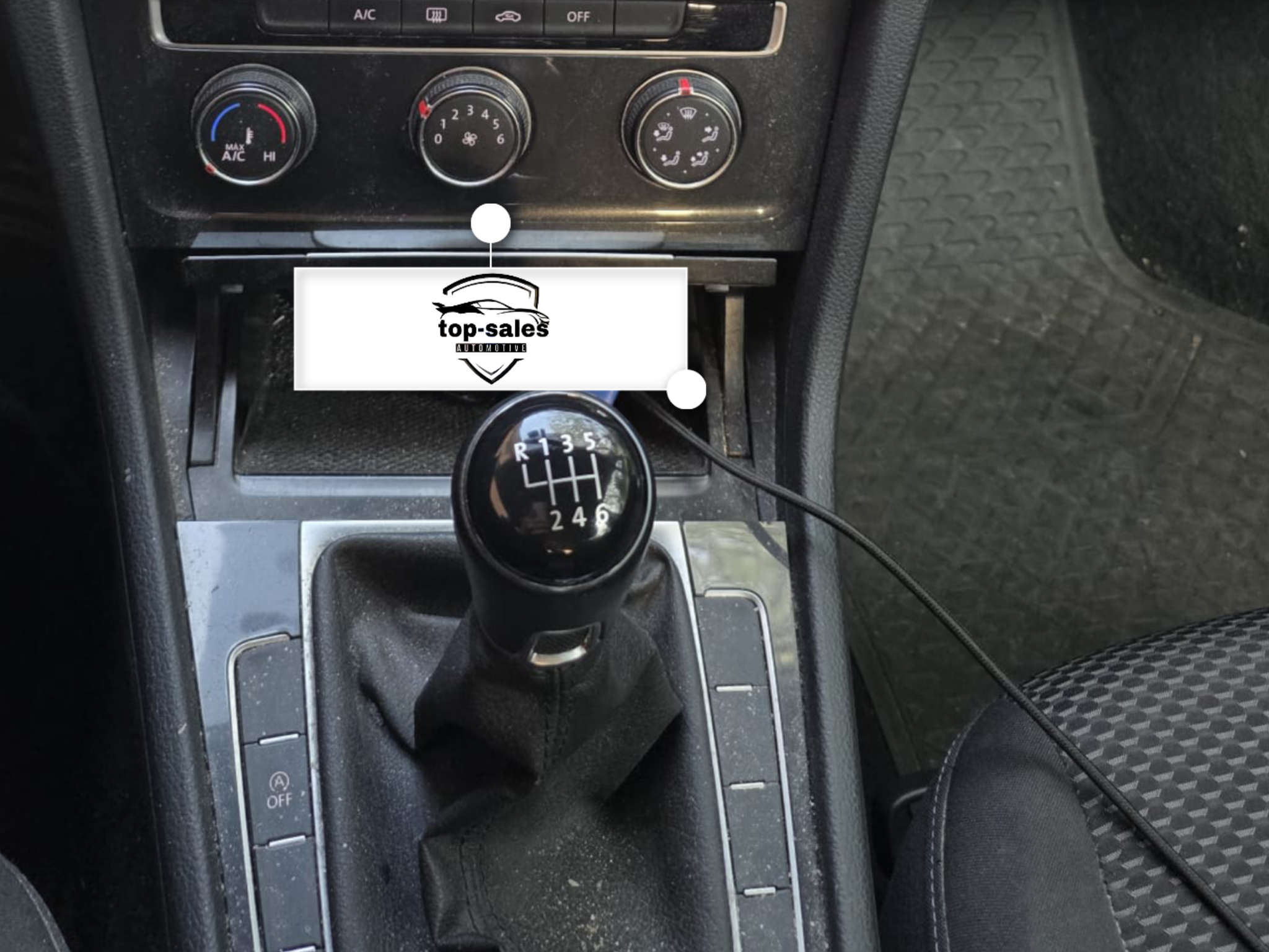 VOLKSWAGEN GOLF VARIANT 1.0 TSI PERFETTA .