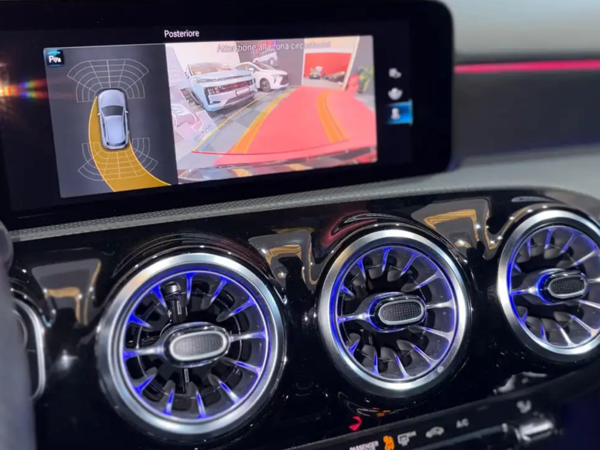 MERCEDES-BENZ A 250  PREMIUM  AMG