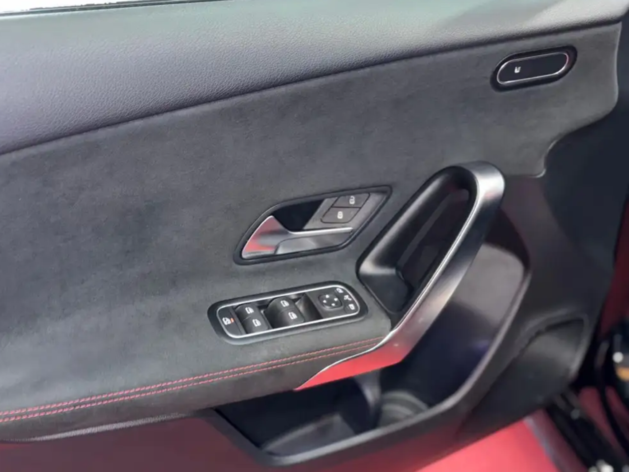 MERCEDES-BENZ A 250  PREMIUM  AMG