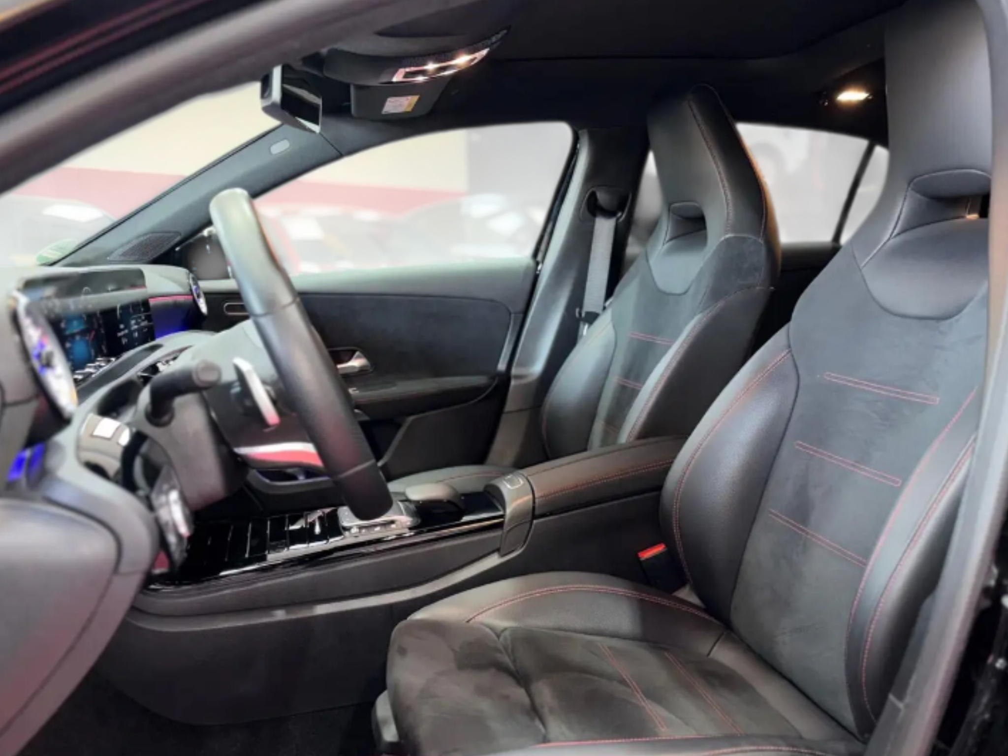 MERCEDES-BENZ A 250  PREMIUM  AMG