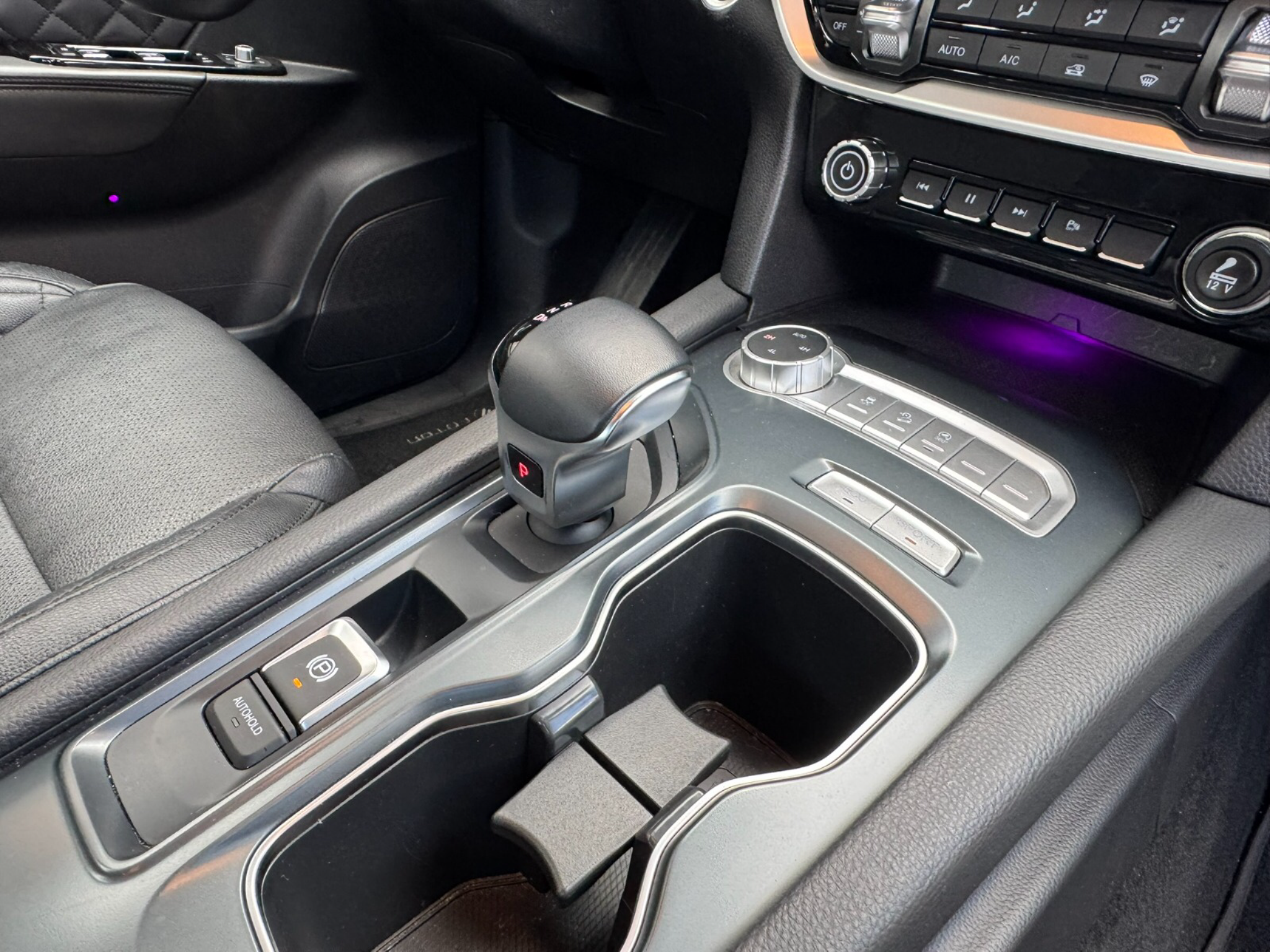 FOTON TUNLAND G7  2.0 TDI 4×4  AUTOMATICA .