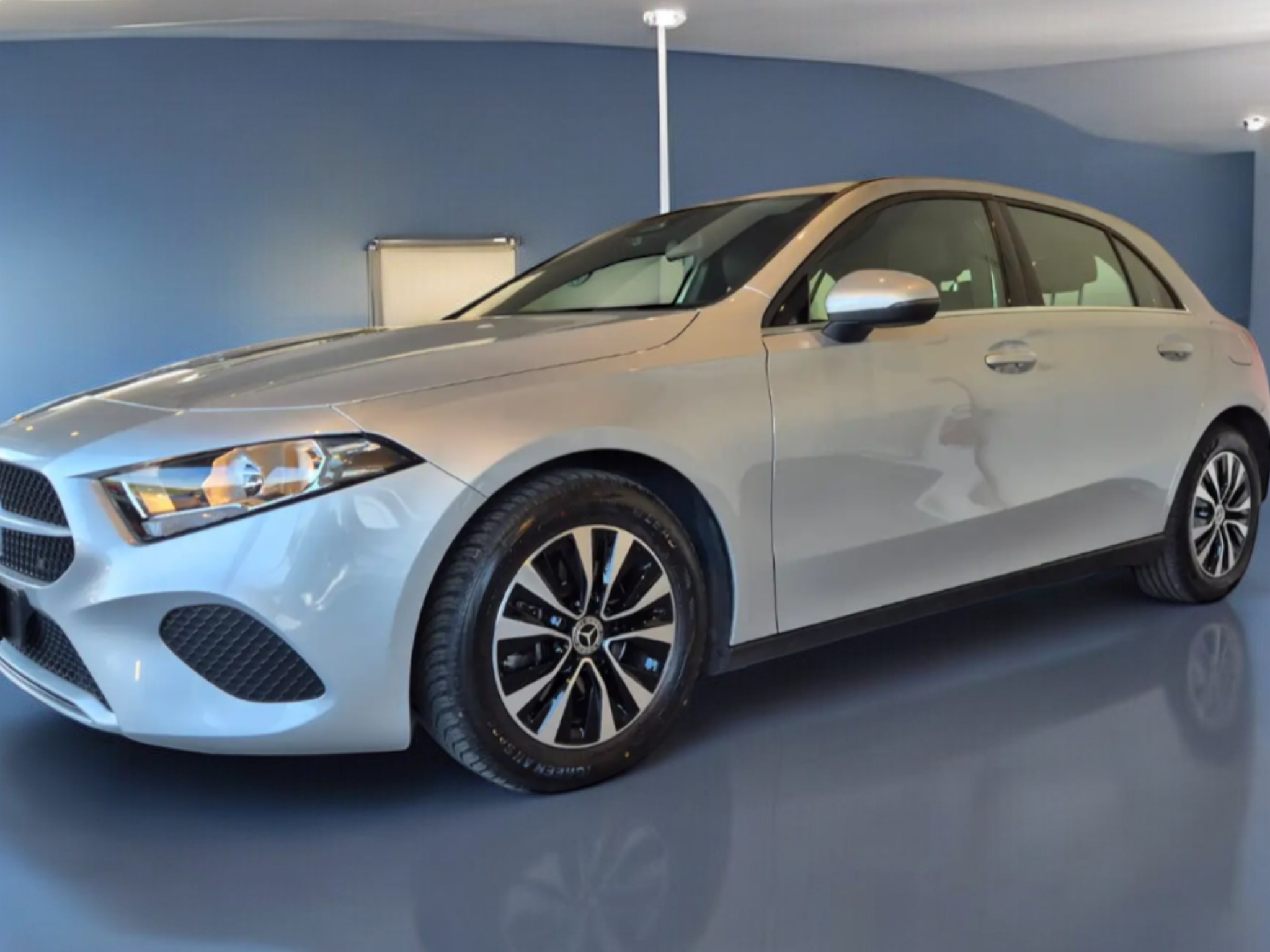 MERCEDES-BENZ  A180  136 CV PERFETTA .