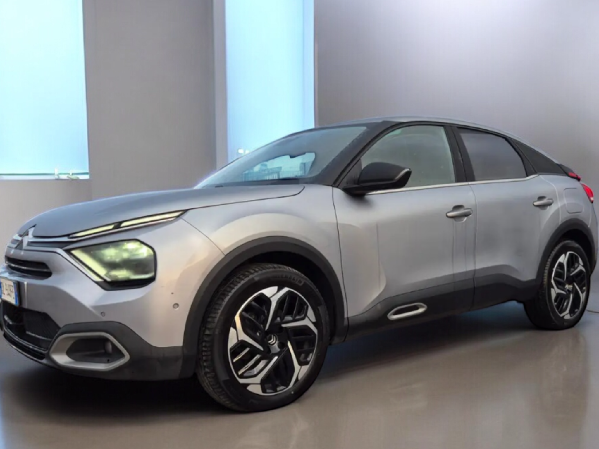 CITROËN C4 III PURETECK SHINE S PERFETTA