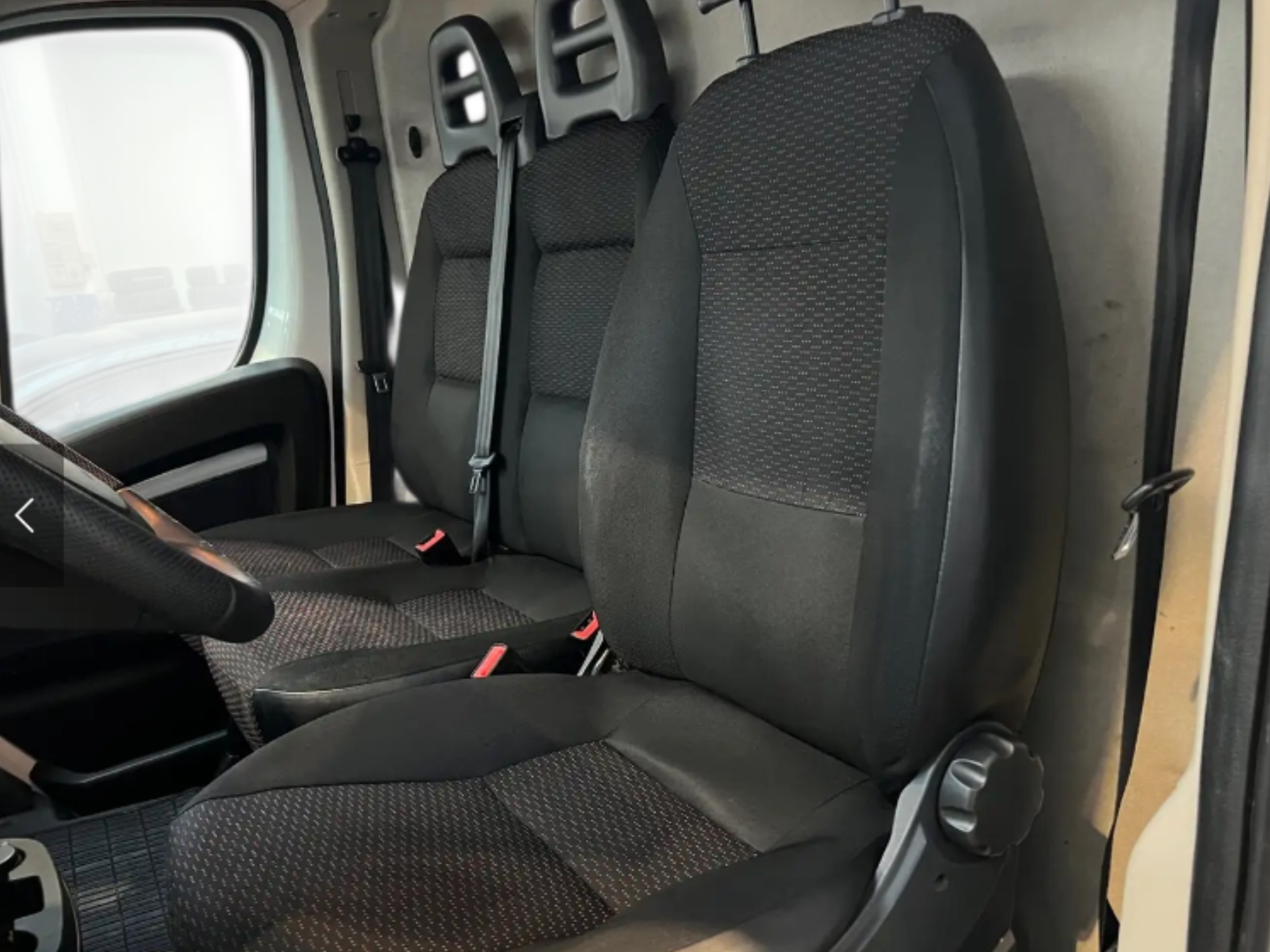 PEUGEOT BOXER 2.2 BLUE HDI 70.000 KM .