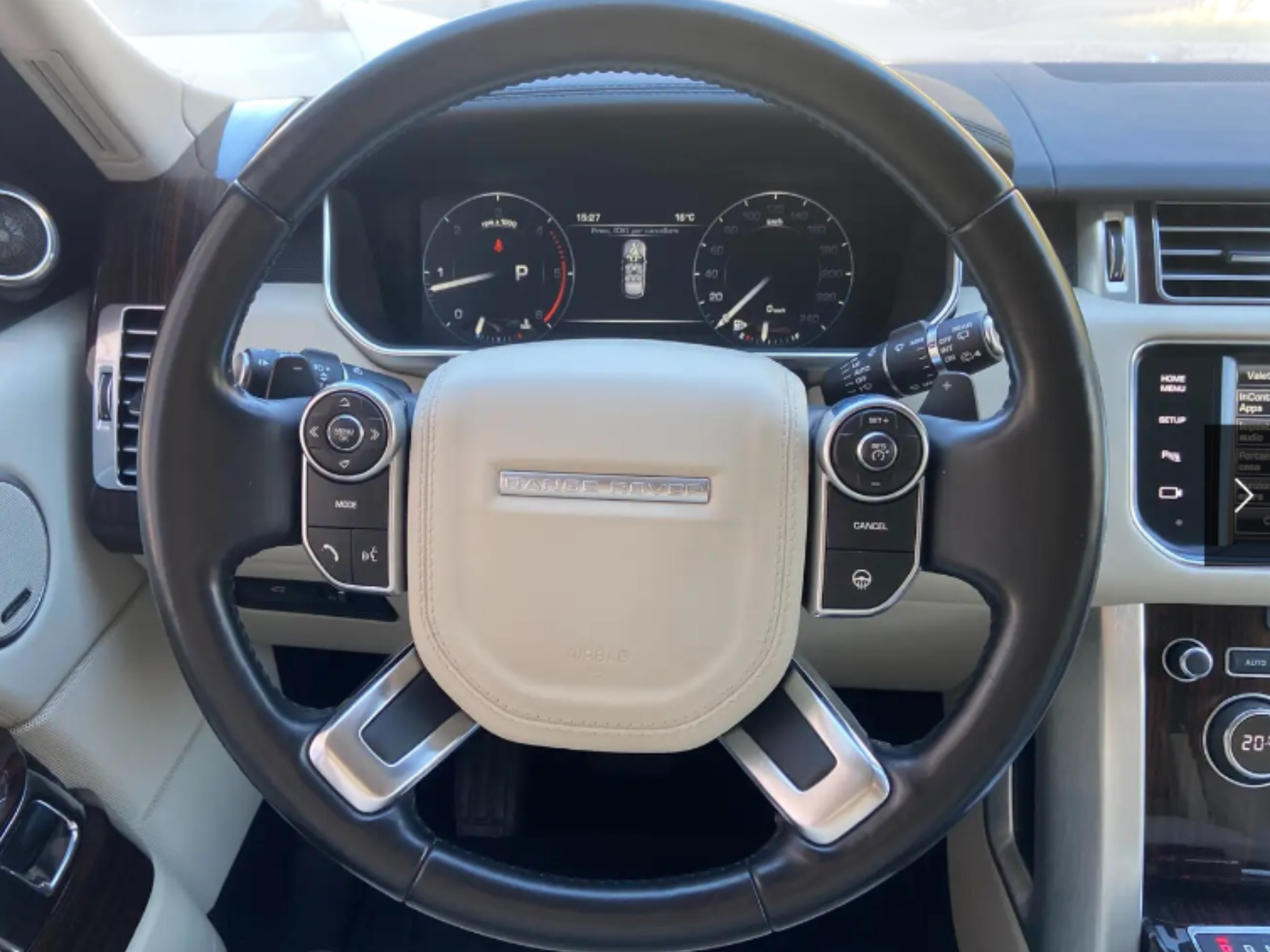 LAND ROVER RANGE 3.0 TD V6  VOGUE 4×4