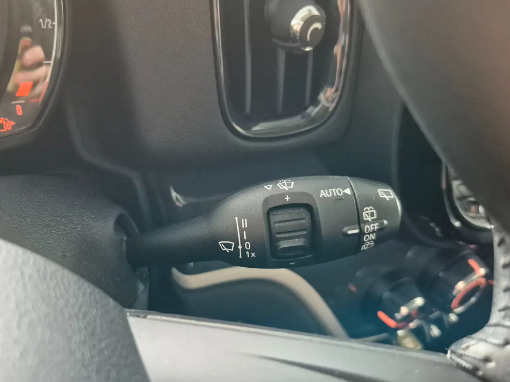 MINI COOPER SE COUNTRYMAN 1.5 F60 4×4