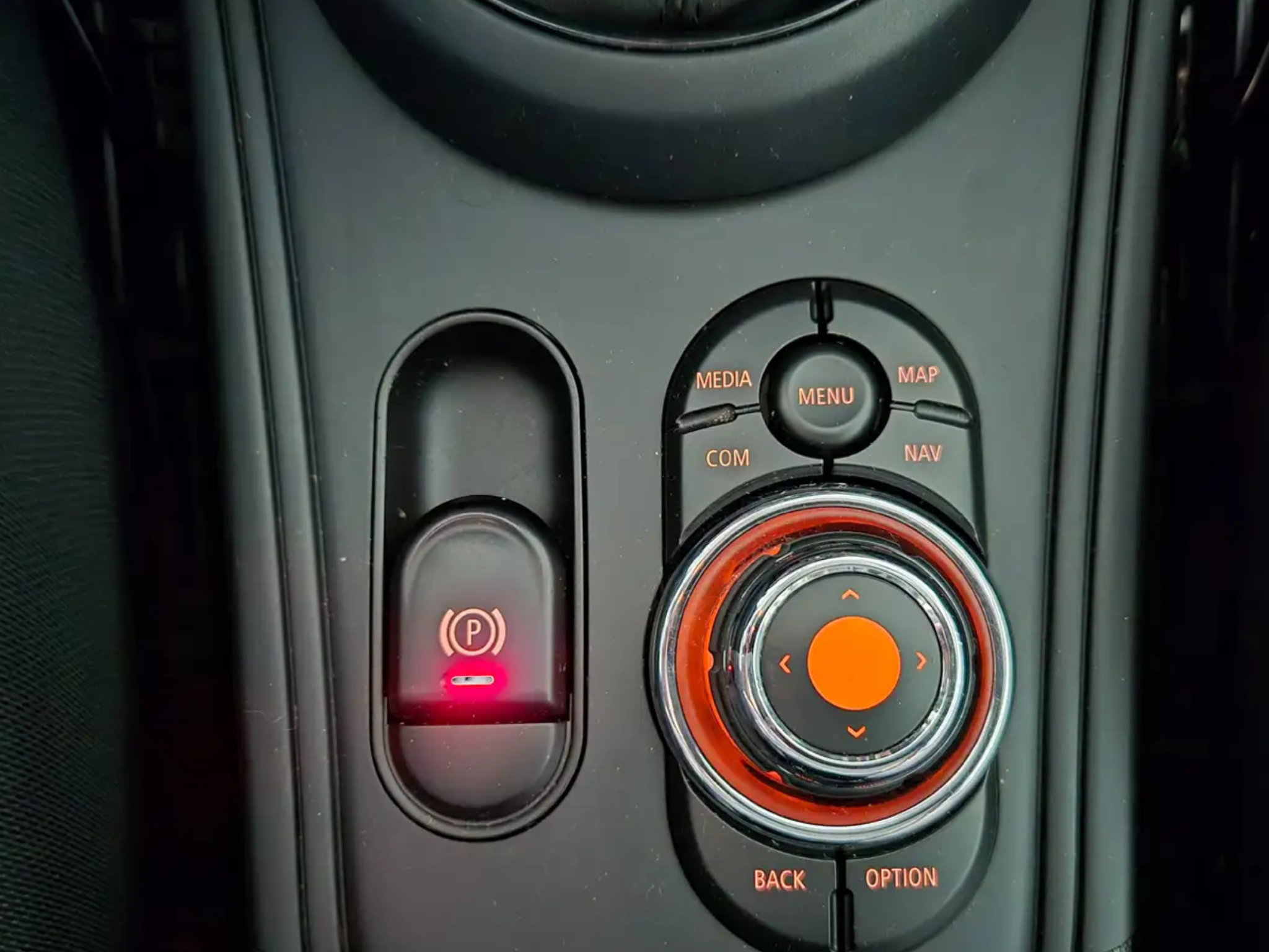 MINI COOPER SE COUNTRYMAN 1.5 F60 4×4
