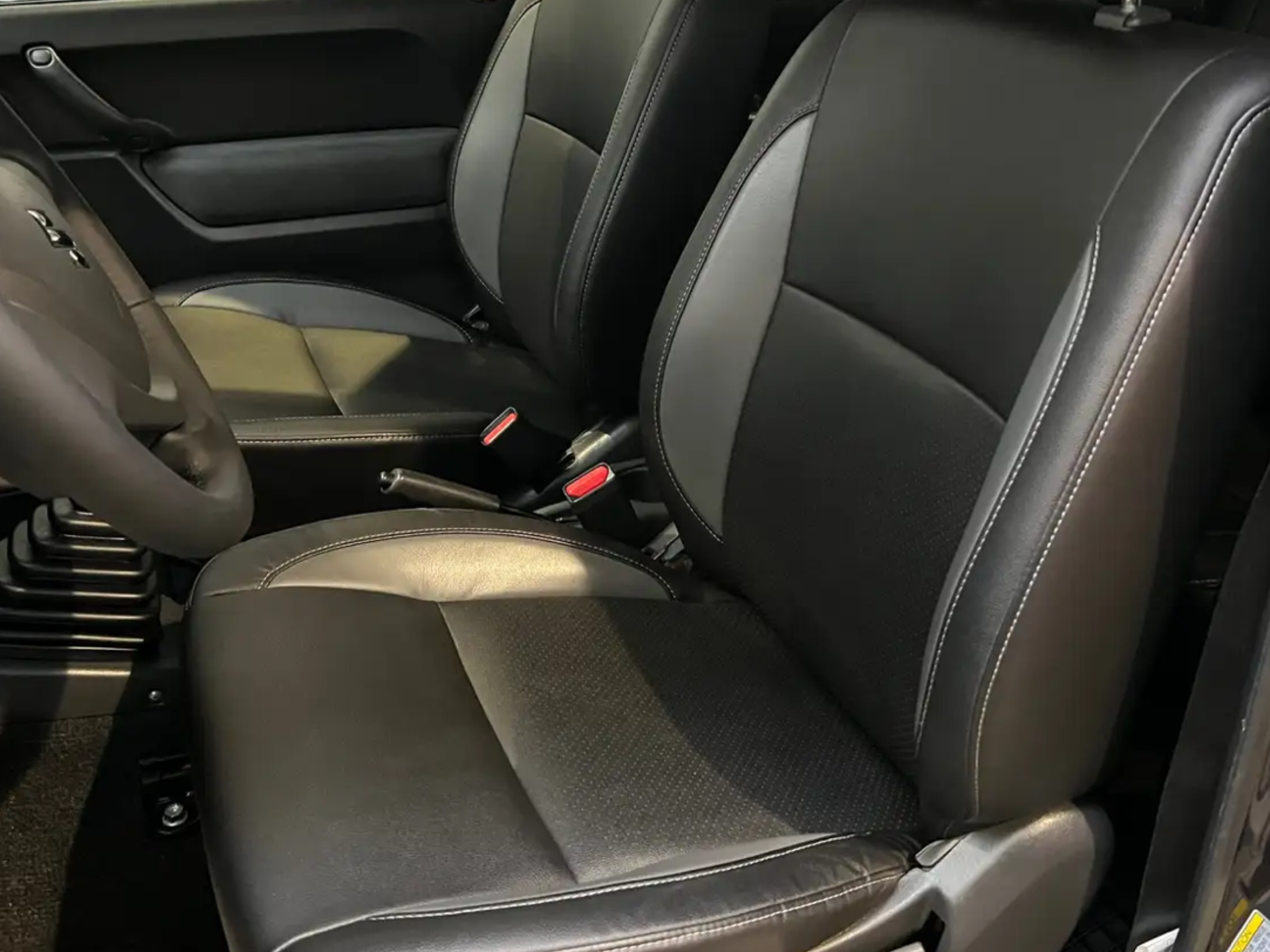 SUZUKI JIMNY 1.3 4×4  GANCIO TRAINO