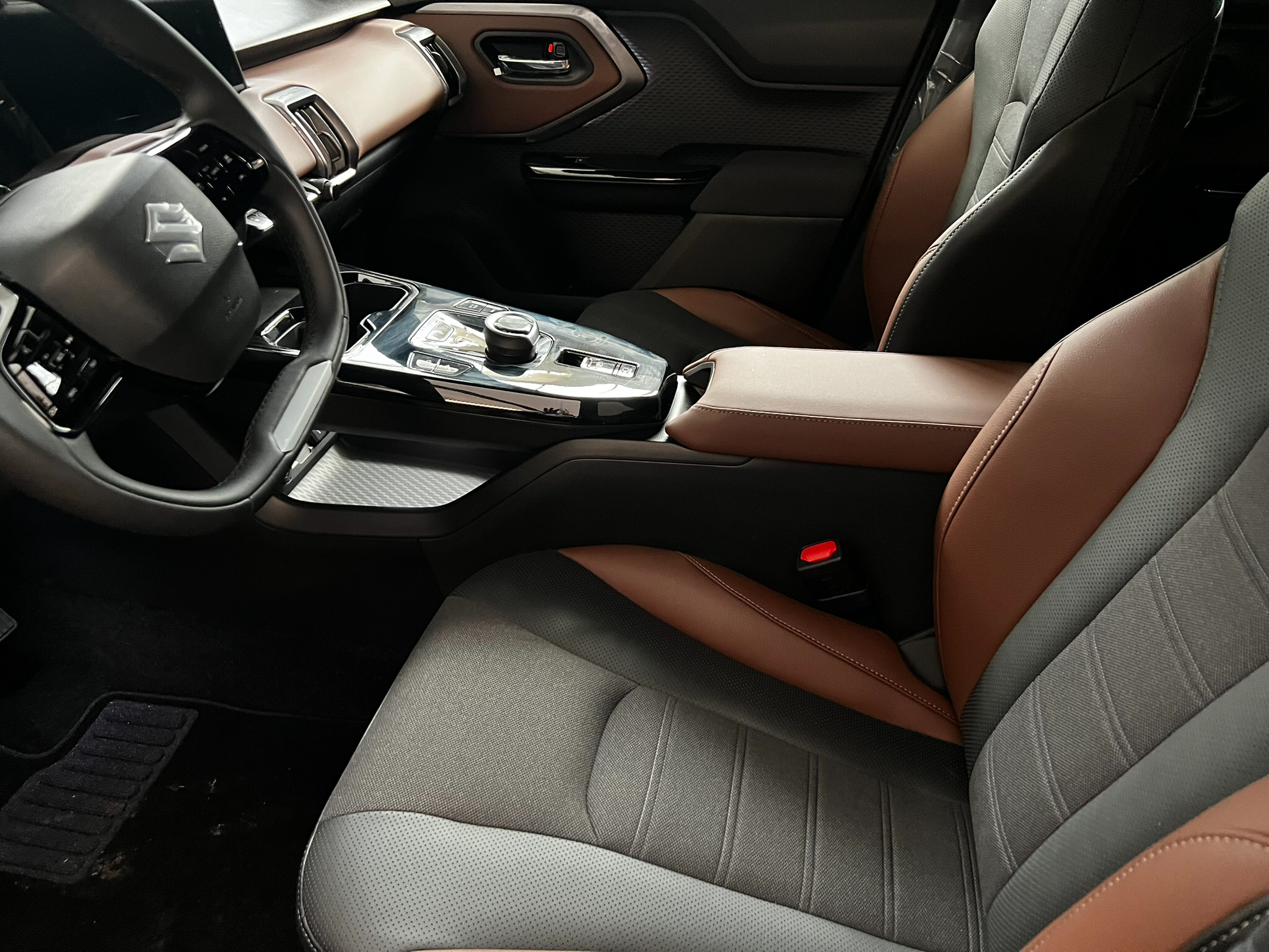 SUZUKI VITARA E  ALL GRIP 4×4 NUOVA