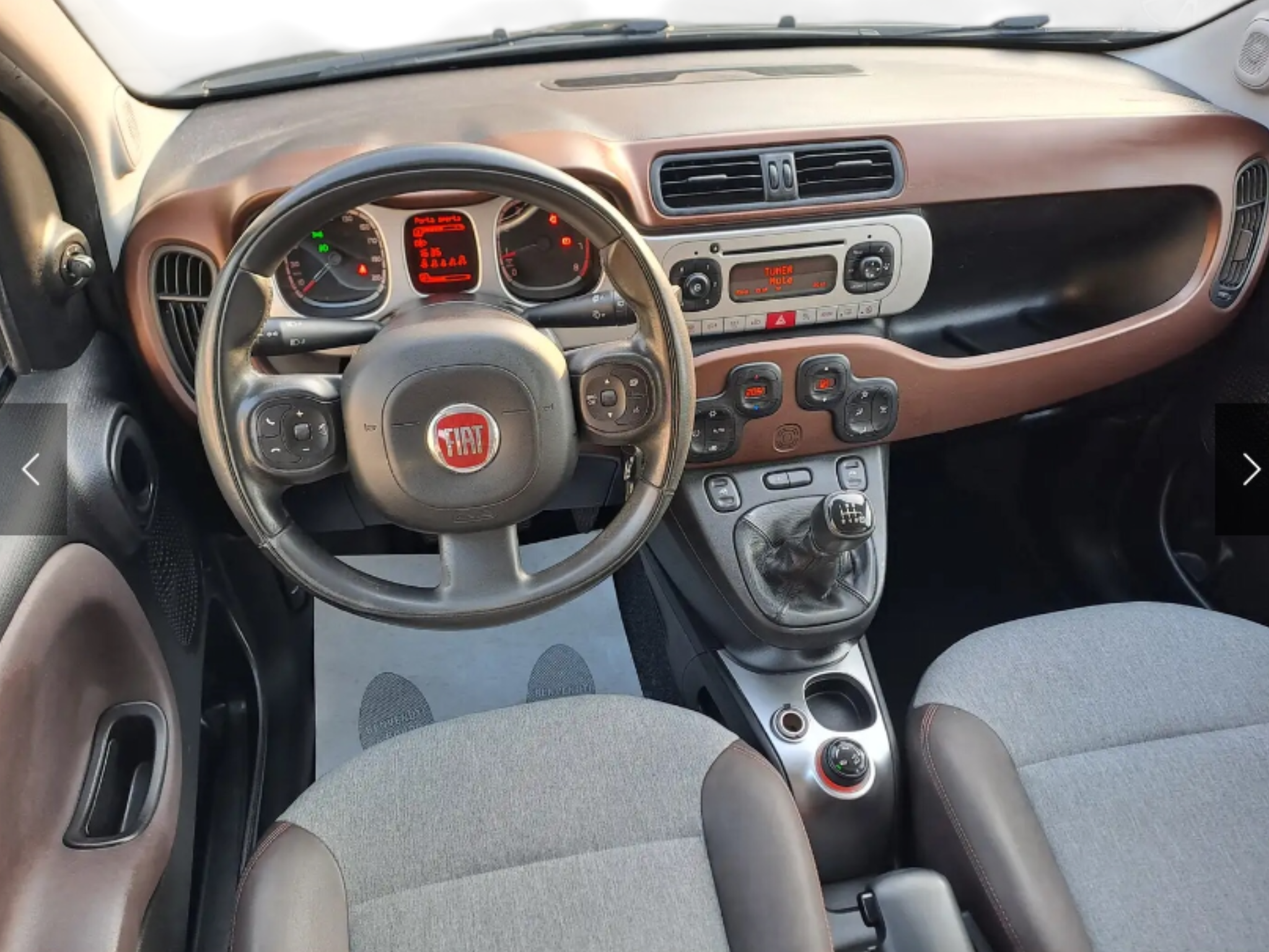 FIAT PANDA CROSS 4×4  CV 90  PERFETTA