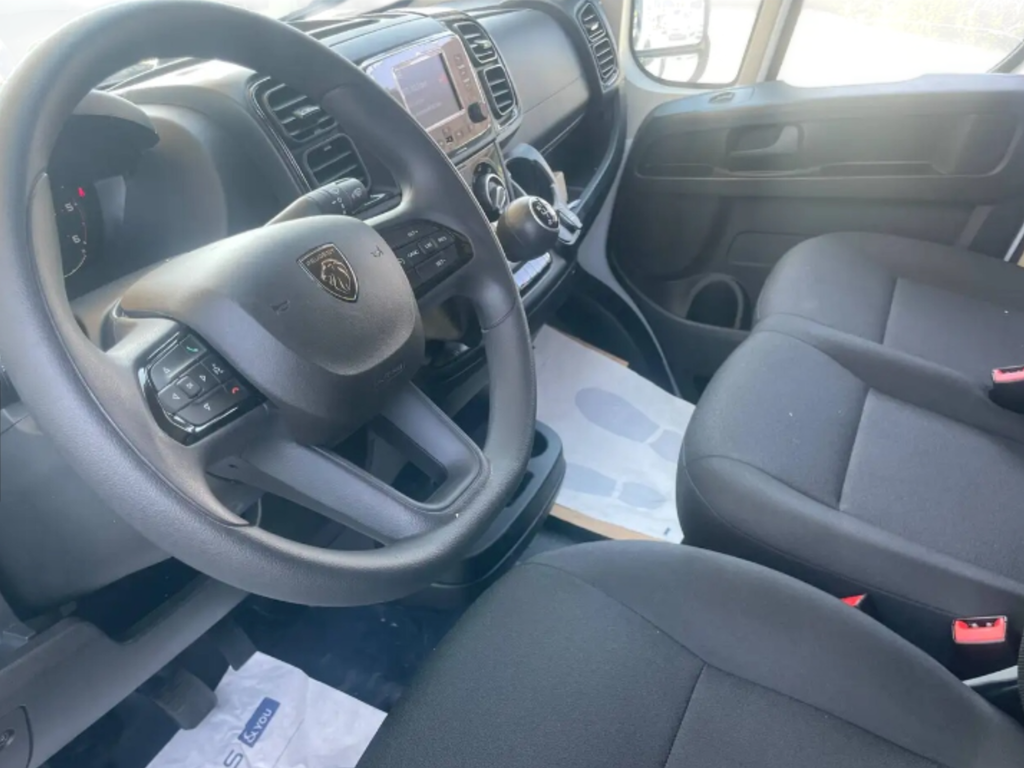 PEUGEOT BOXER 2.2 BLUEHDI 140 CV PERFETTA