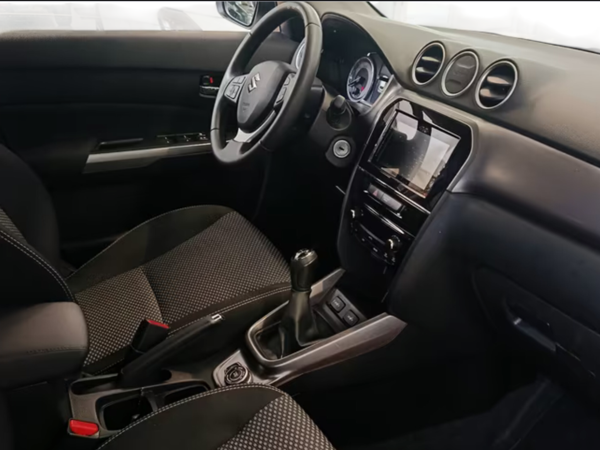SUZUKI VITARA 1.0 BOOSTERJET 4WD ALL G COL