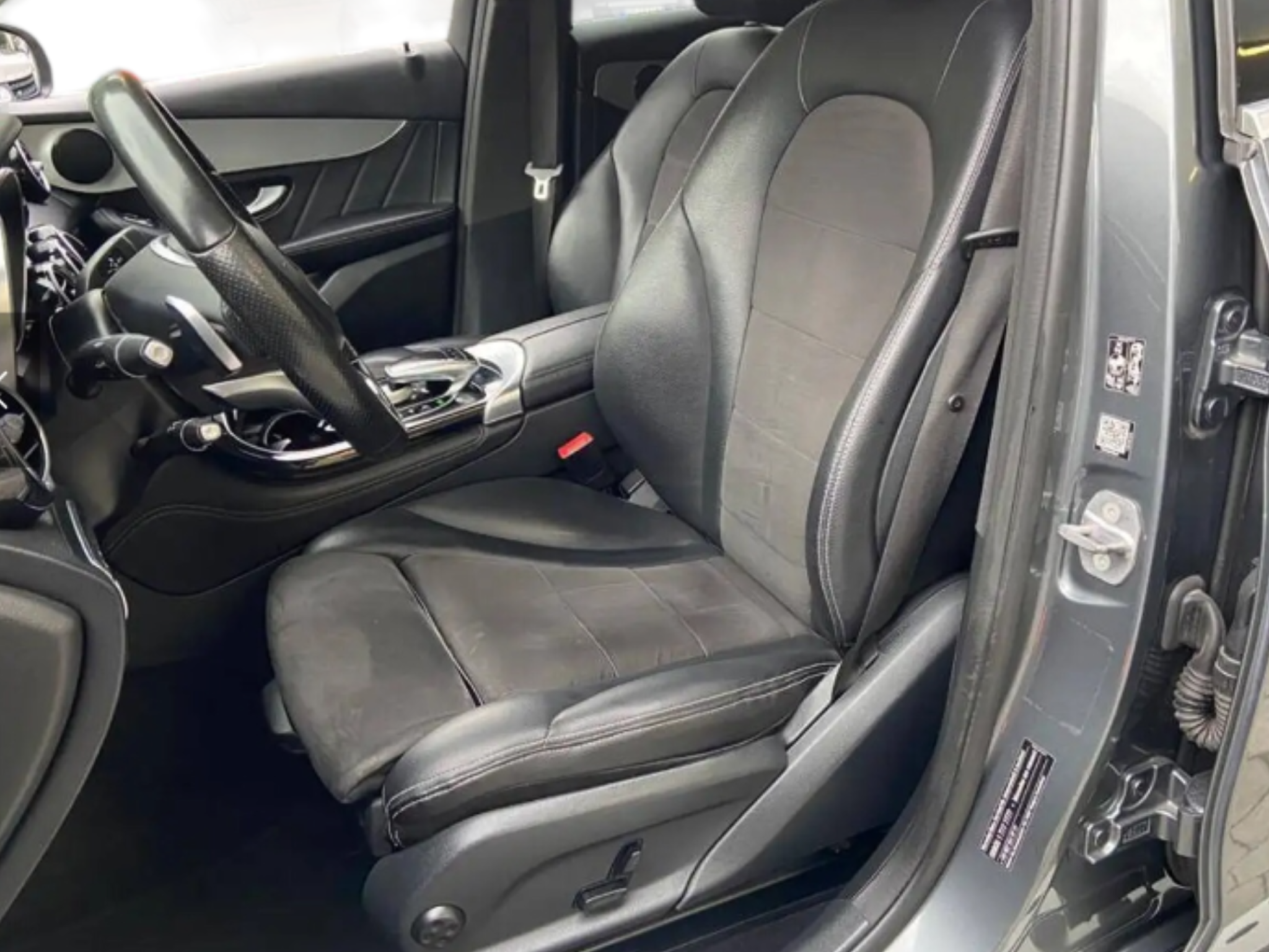 MERCEDES-BENZ GLC 350 PREMIUM 4 MATIC