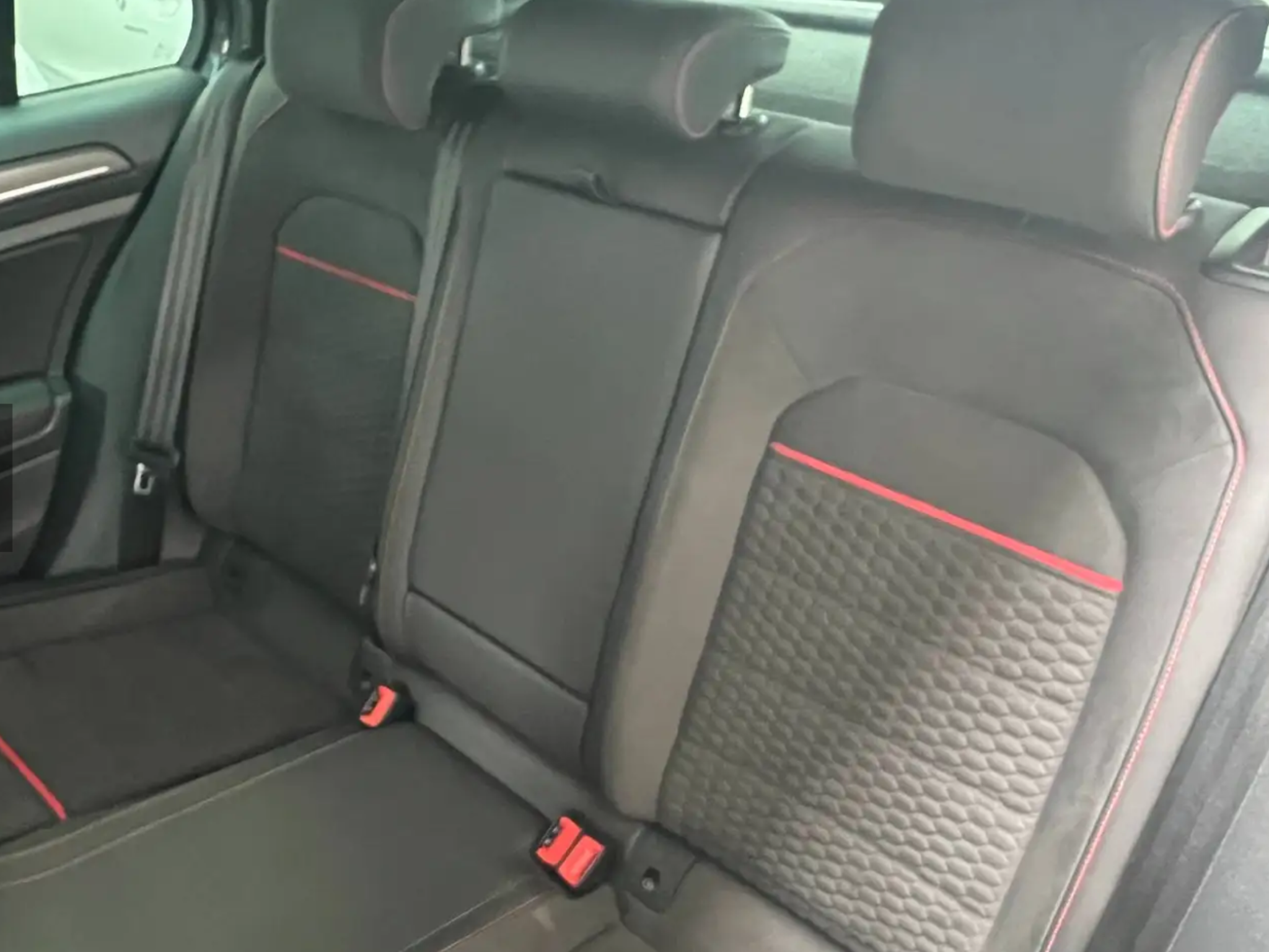 VOLKSWAGEN GOLF GTI  2.0 TSI  PERFORMANCE