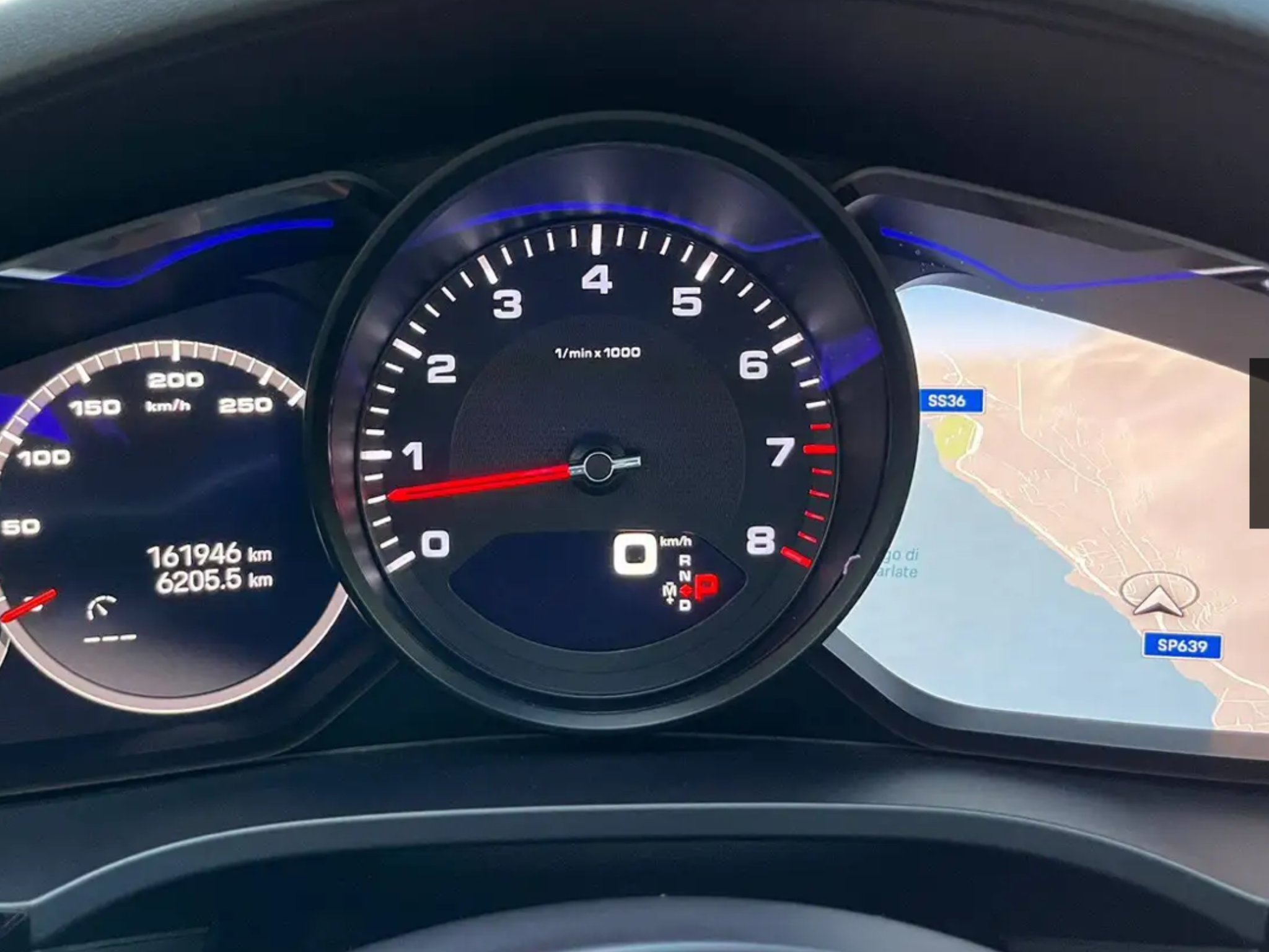 PORSCHE CAYENNE  COUPE 3.0  PLATINUM