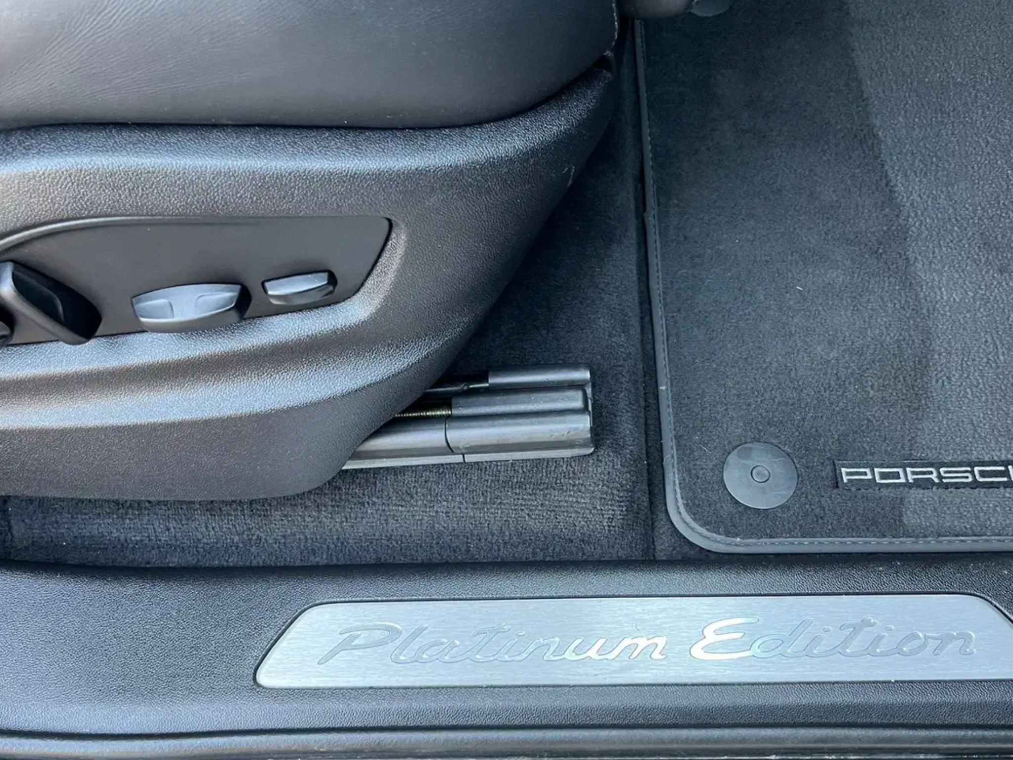 PORSCHE CAYENNE  COUPE 3.0  PLATINUM