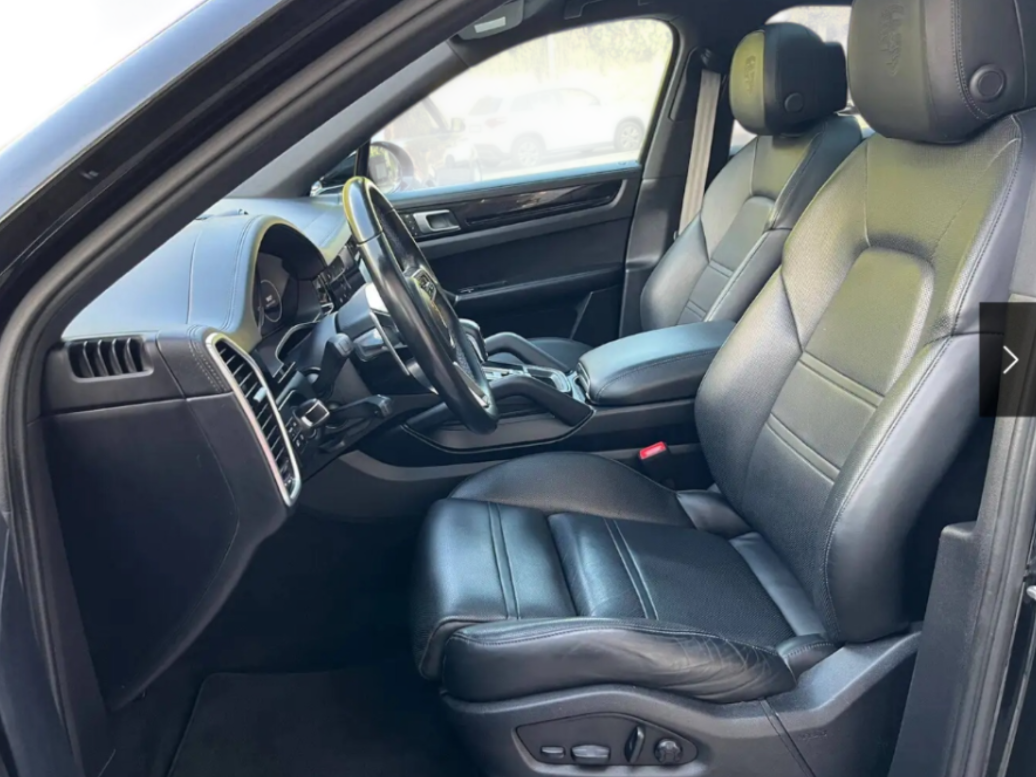 PORSCHE CAYENNE  COUPE 3.0  PLATINUM