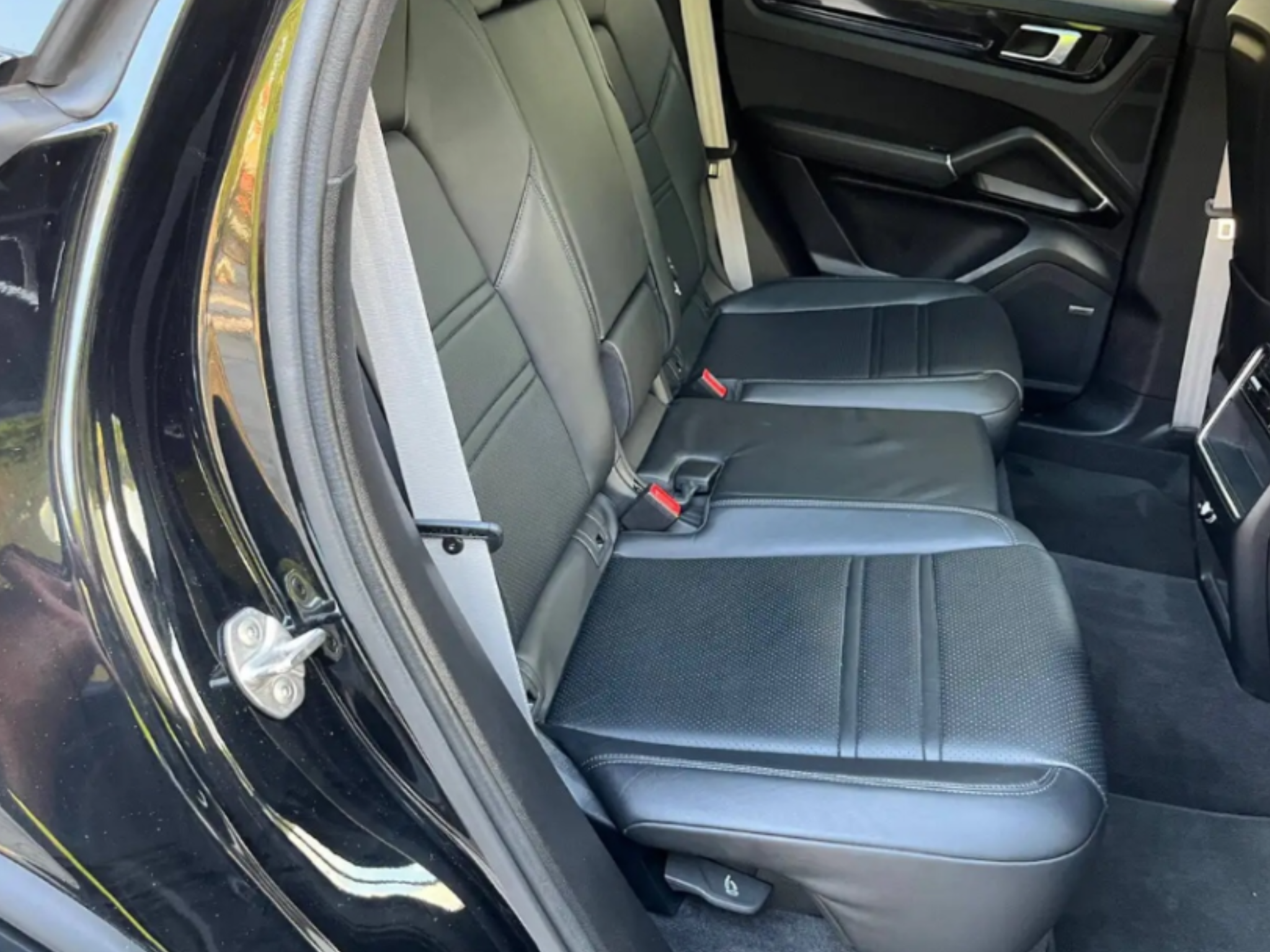 PORSCHE CAYENNE  COUPE 3.0  PLATINUM