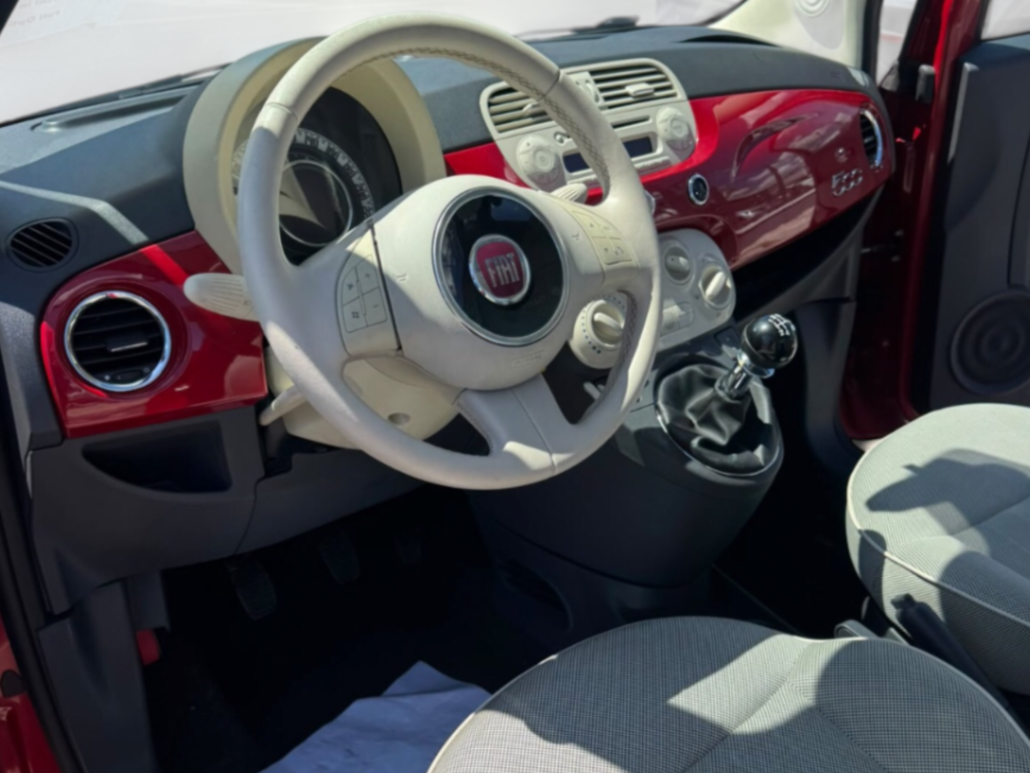 FIAT 500 LOUNGE 1.2 SI NEOPATENTATI.